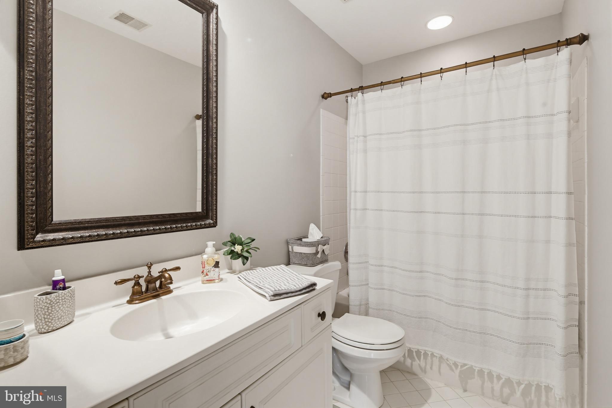 BROOKEFIELD - Residential