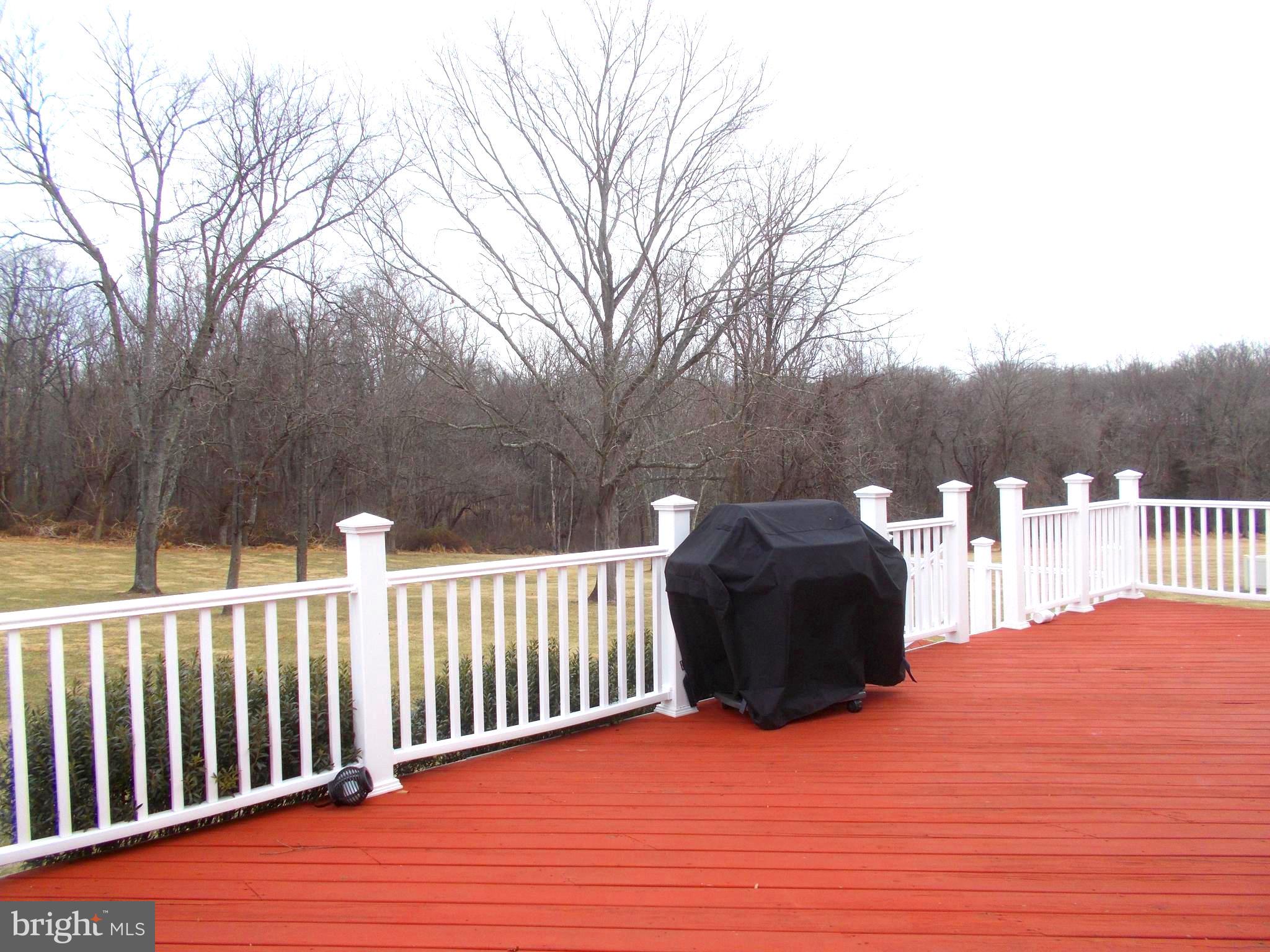 7213 CLIFF PINE DRIVE