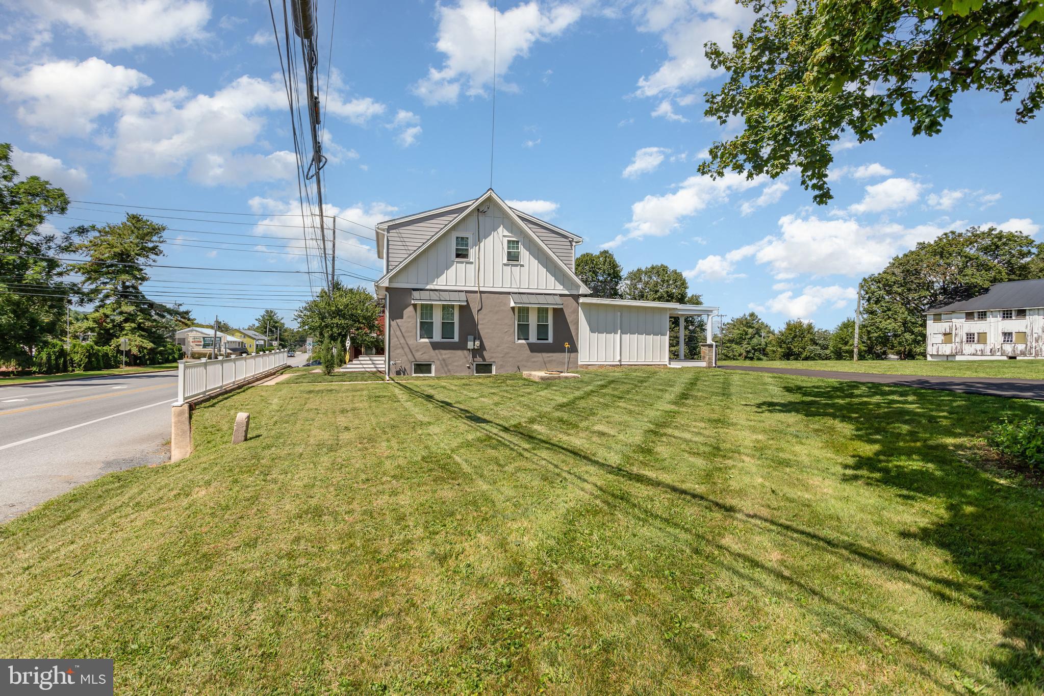 EAST HEMPFIELD - Residential