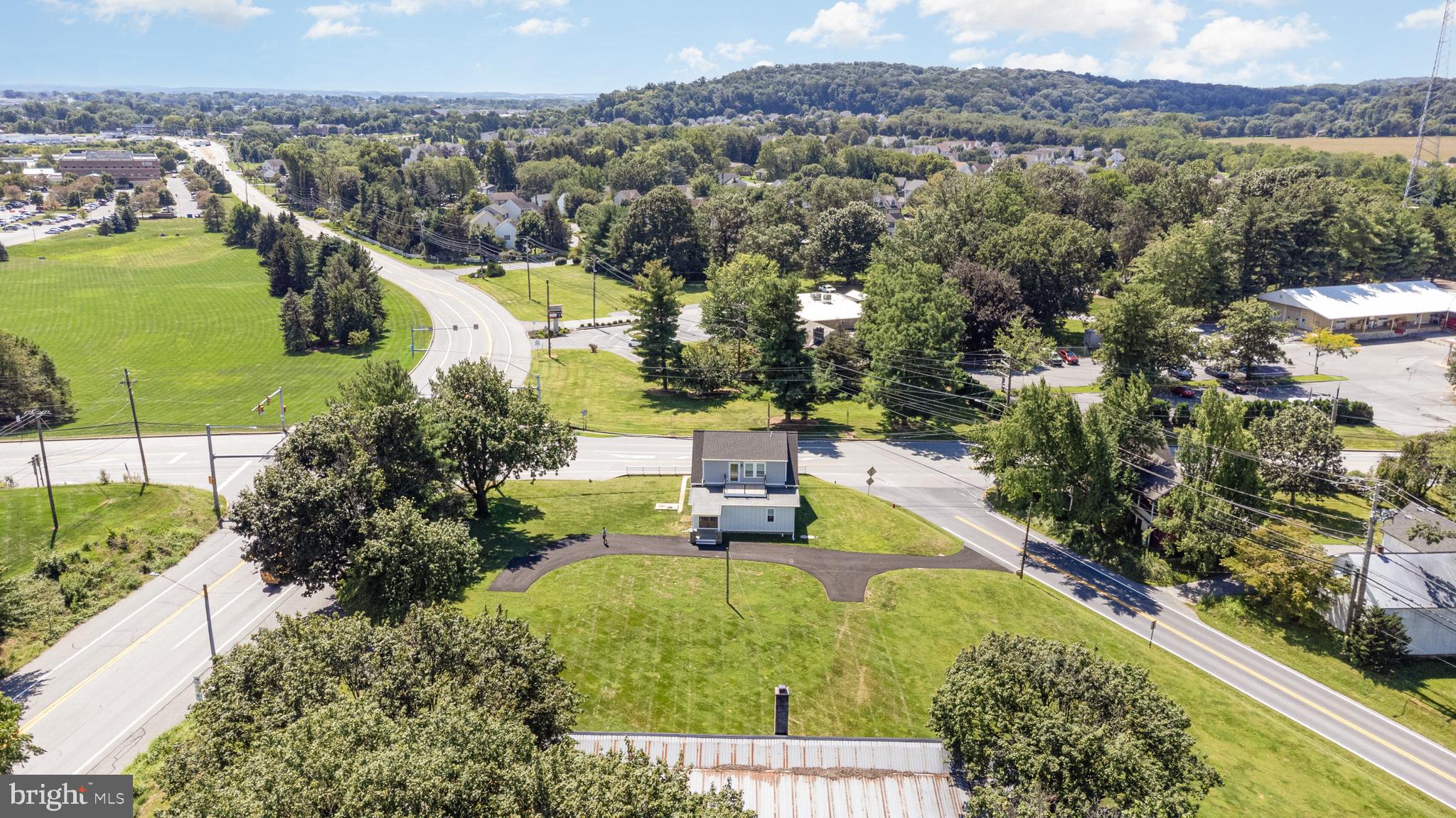 2161 HARRISBURG PIKE
