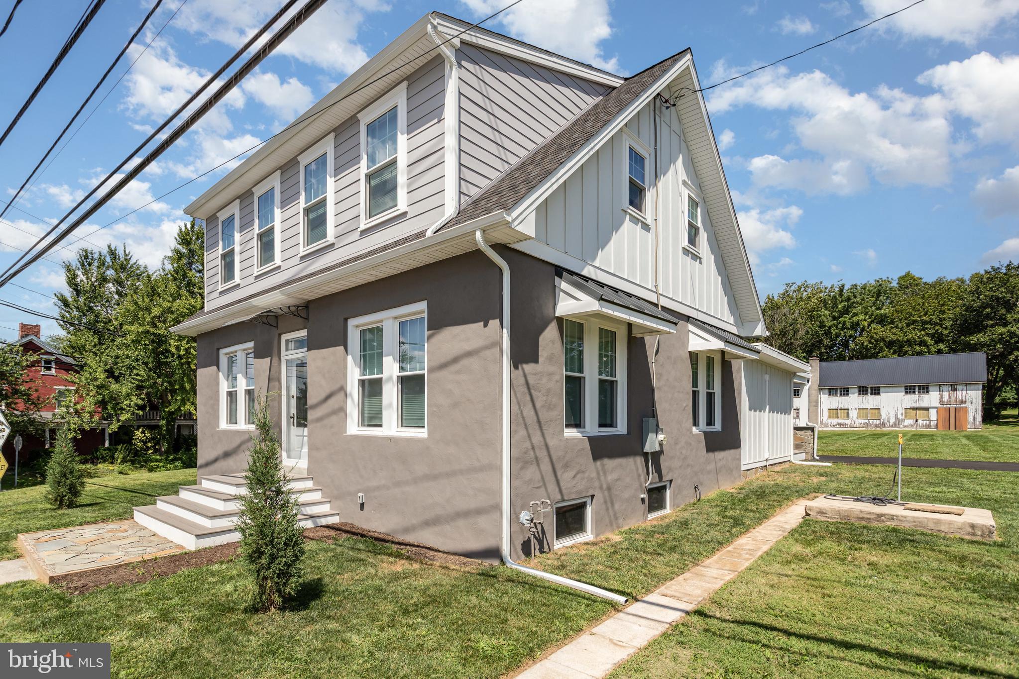 EAST HEMPFIELD - Residential