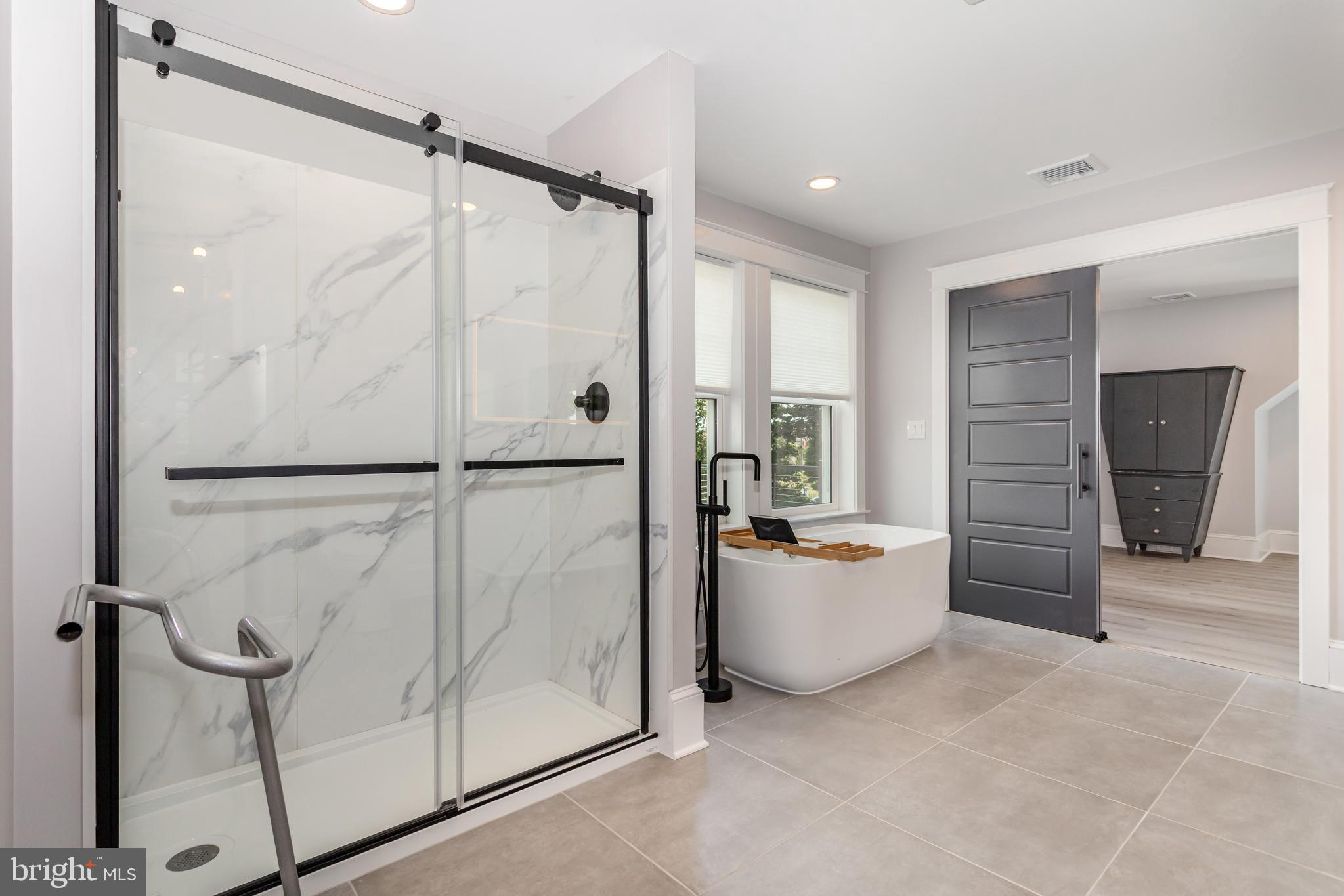 EAST HEMPFIELD - Residential