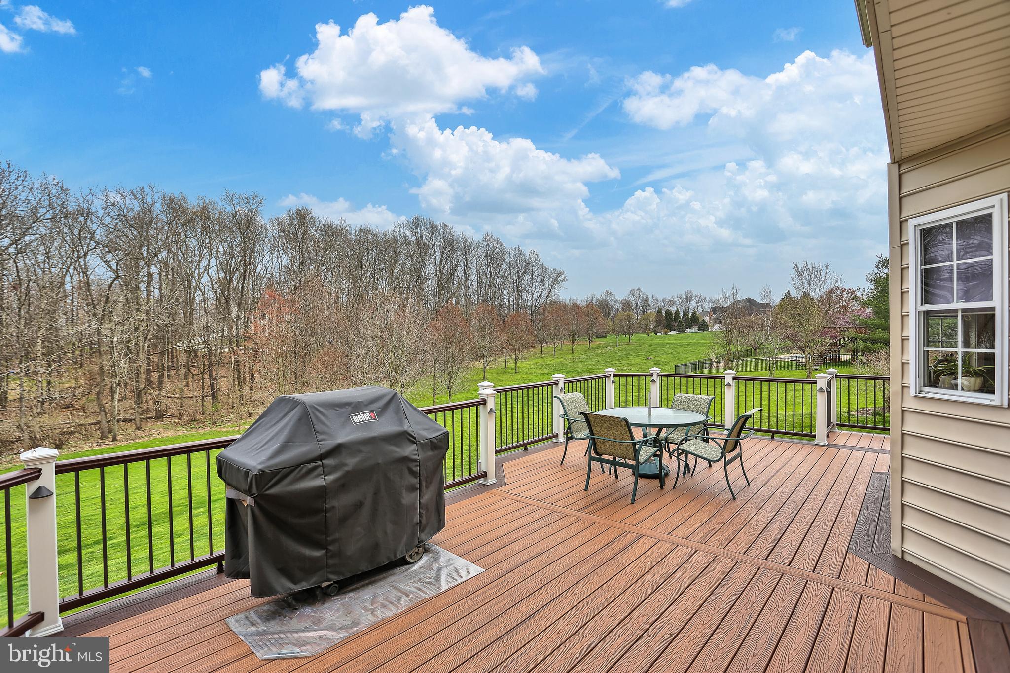 RIVER DOWNS - Residential