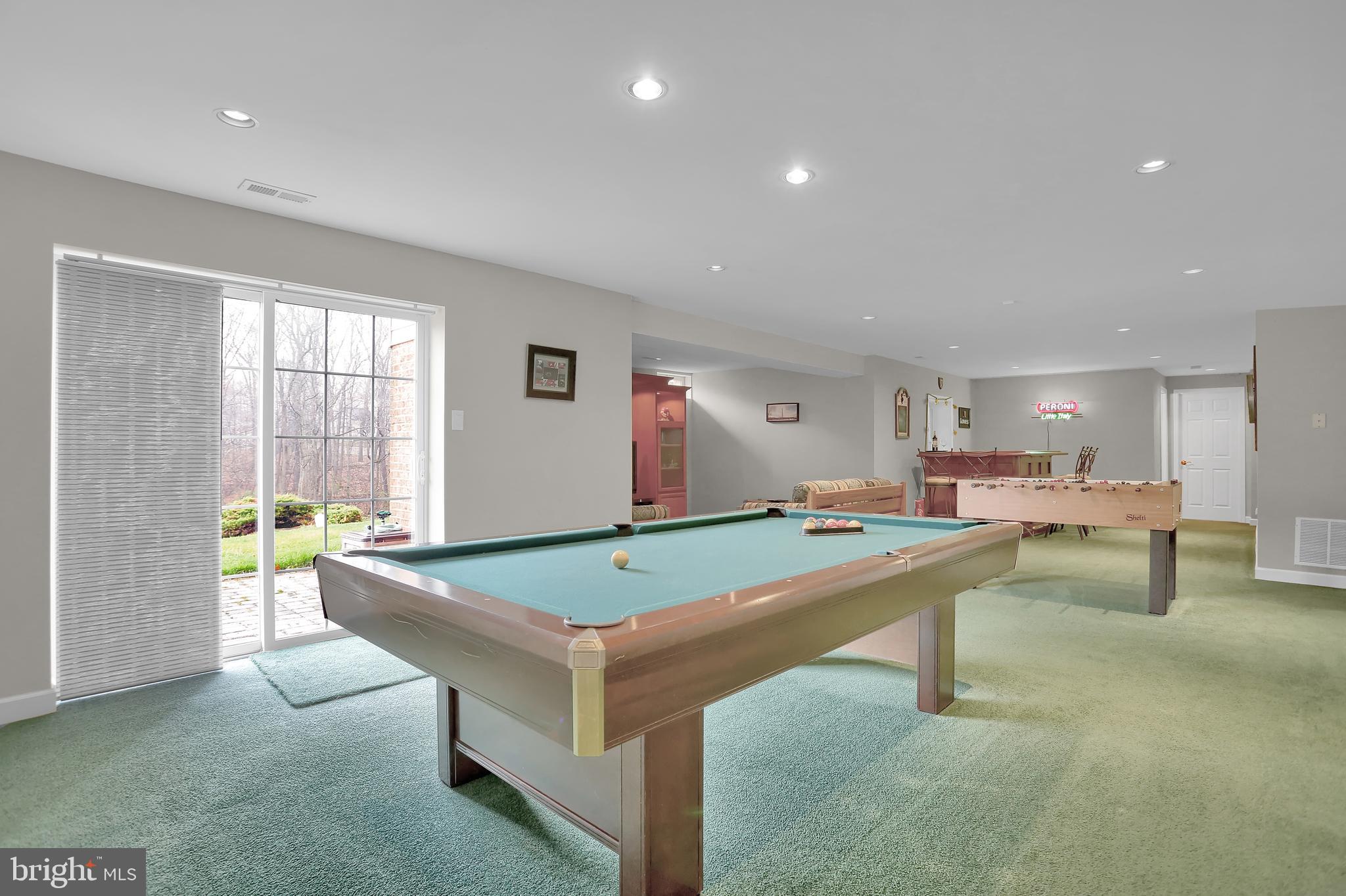 RIVER DOWNS - Residential