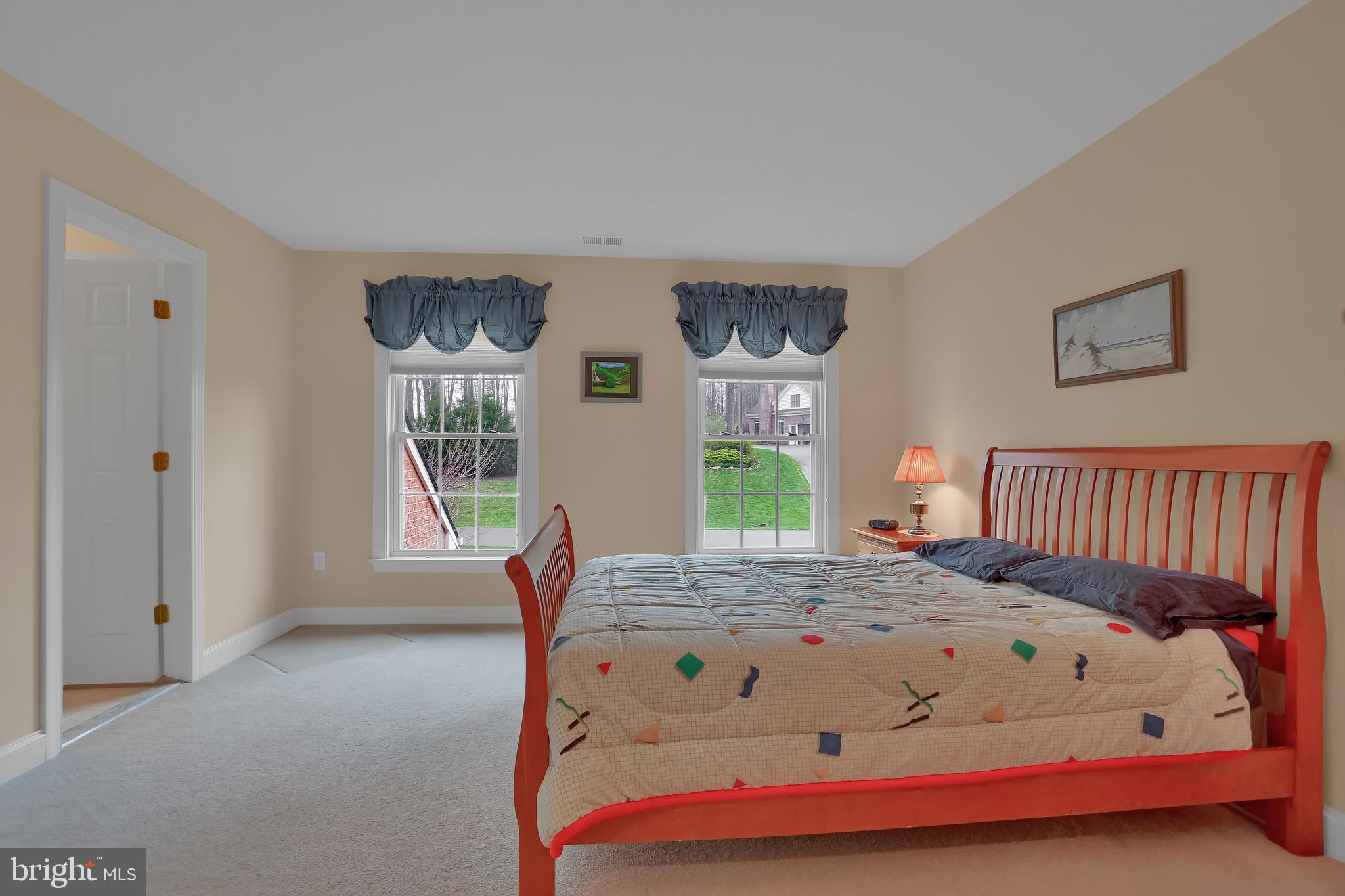 RIVER DOWNS - Residential