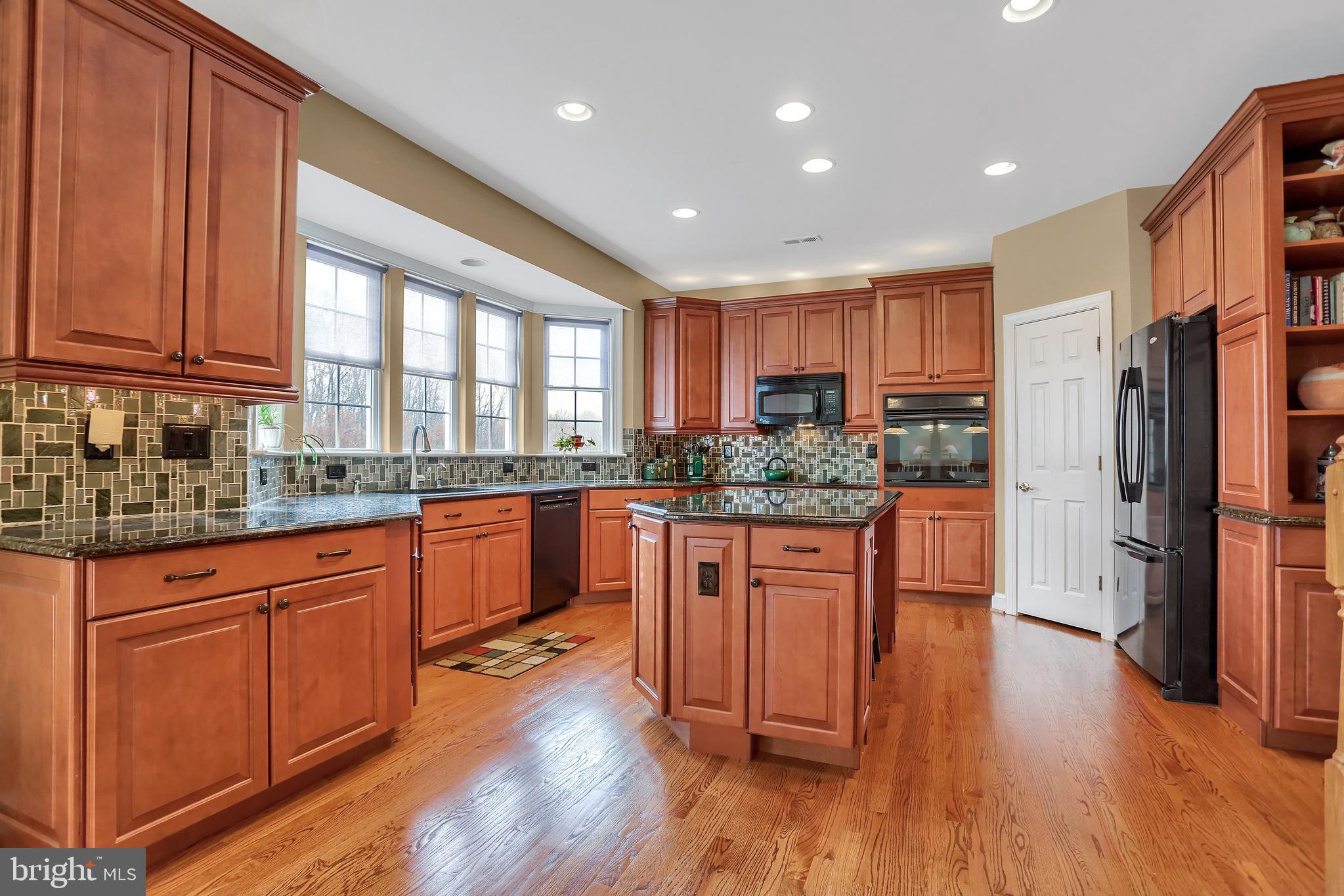 RIVER DOWNS - Residential