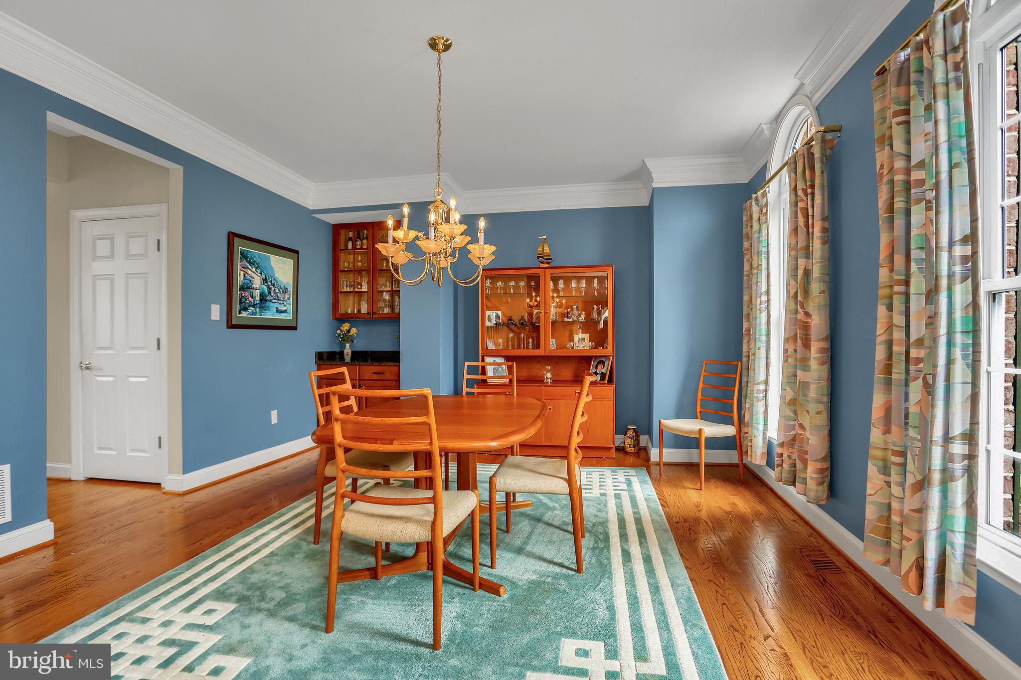 RIVER DOWNS - Residential