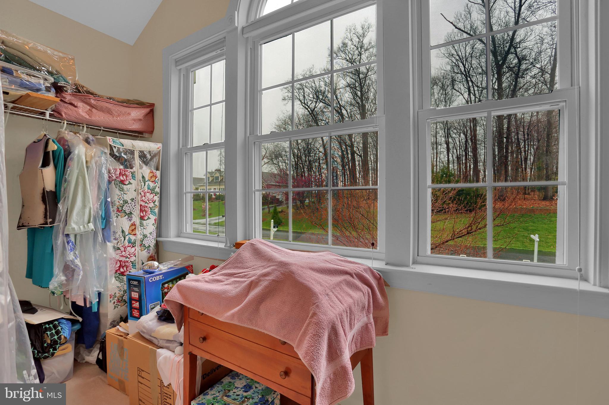 RIVER DOWNS - Residential