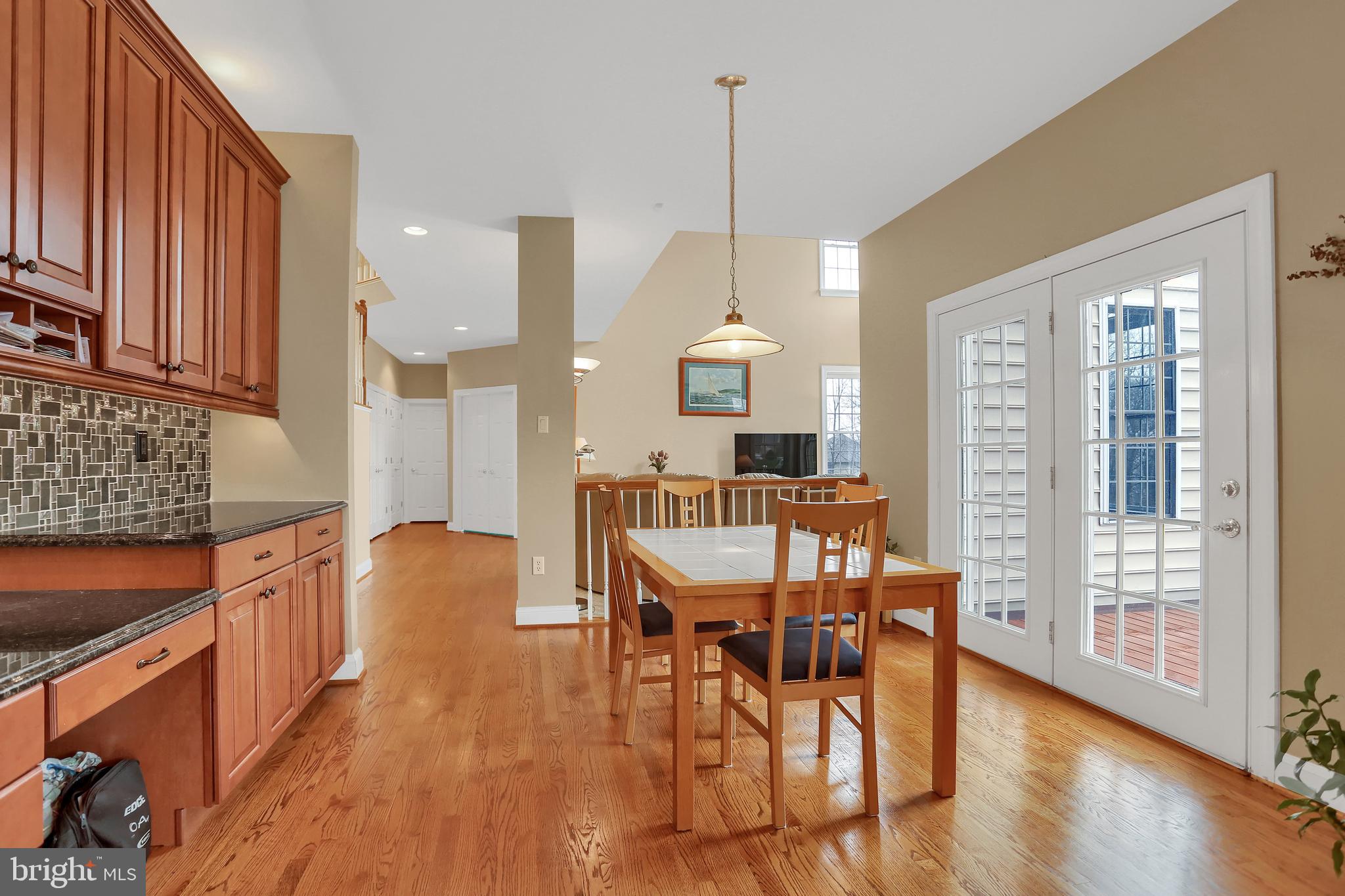 RIVER DOWNS - Residential