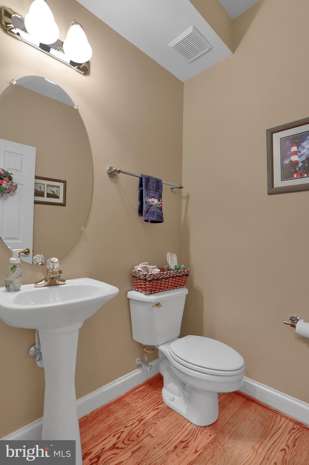 RIVER DOWNS - Residential