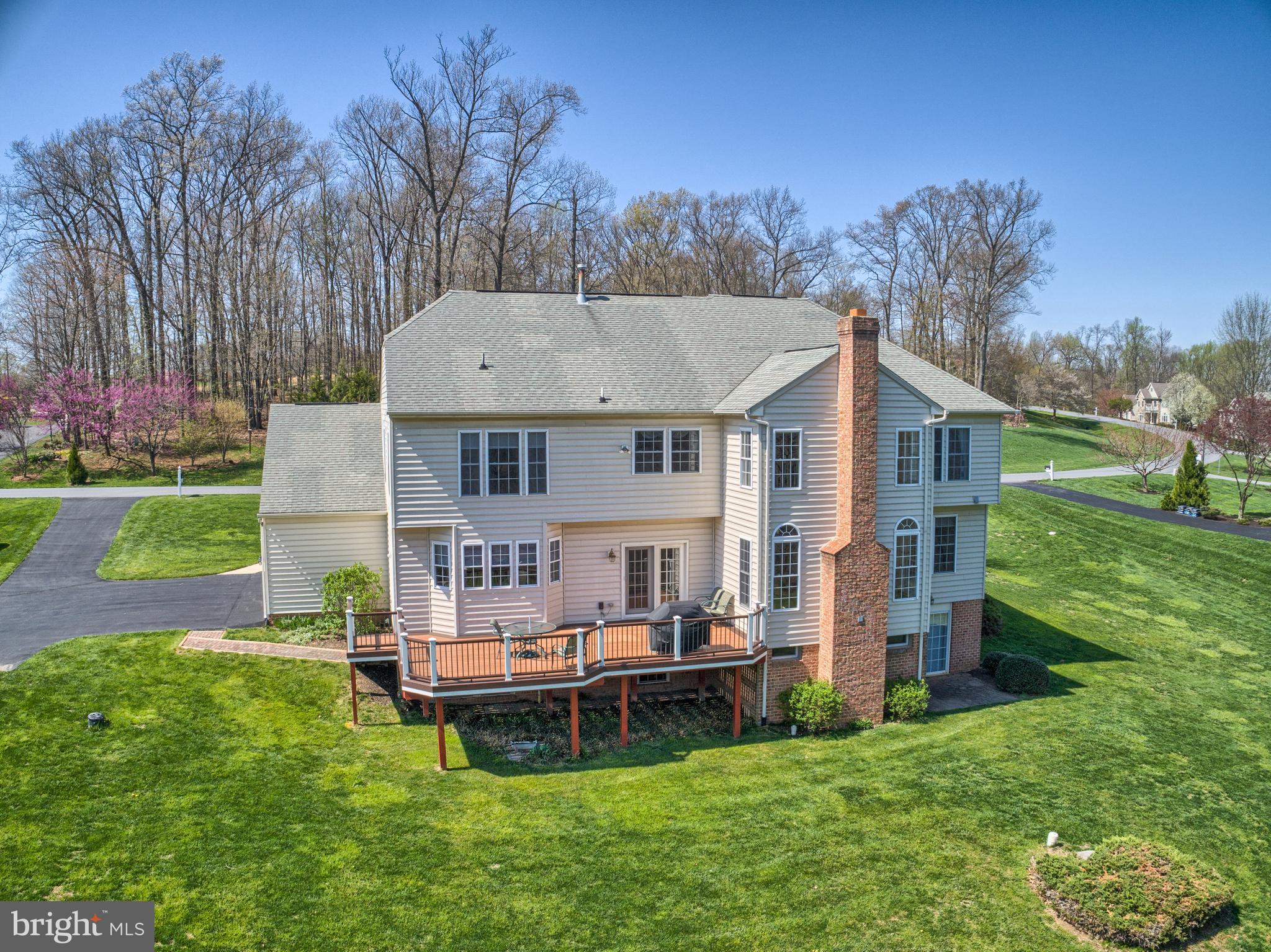 RIVER DOWNS - Residential