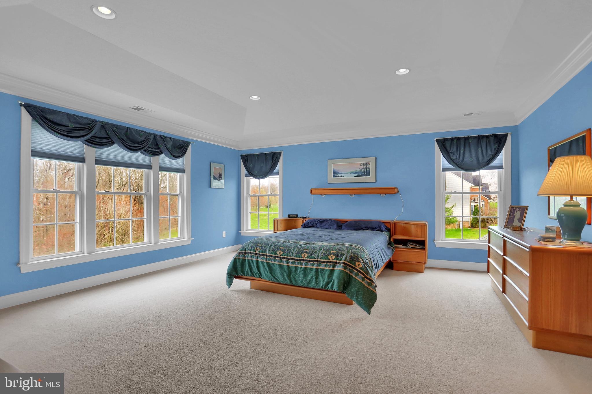 RIVER DOWNS - Residential