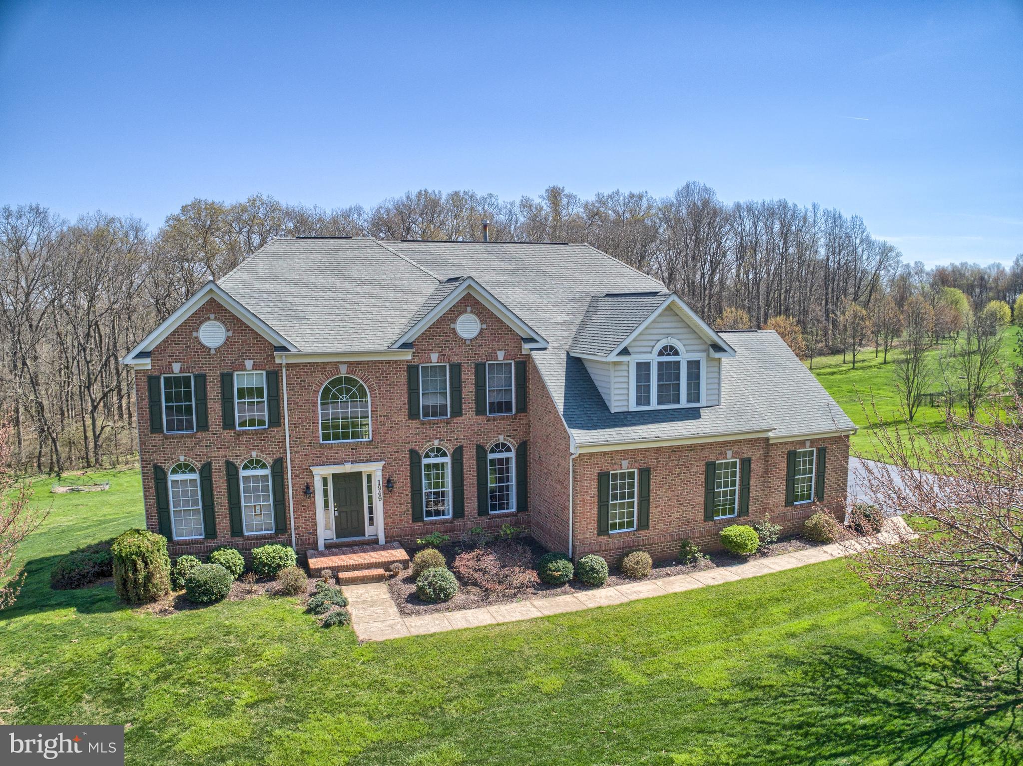 RIVER DOWNS - Residential