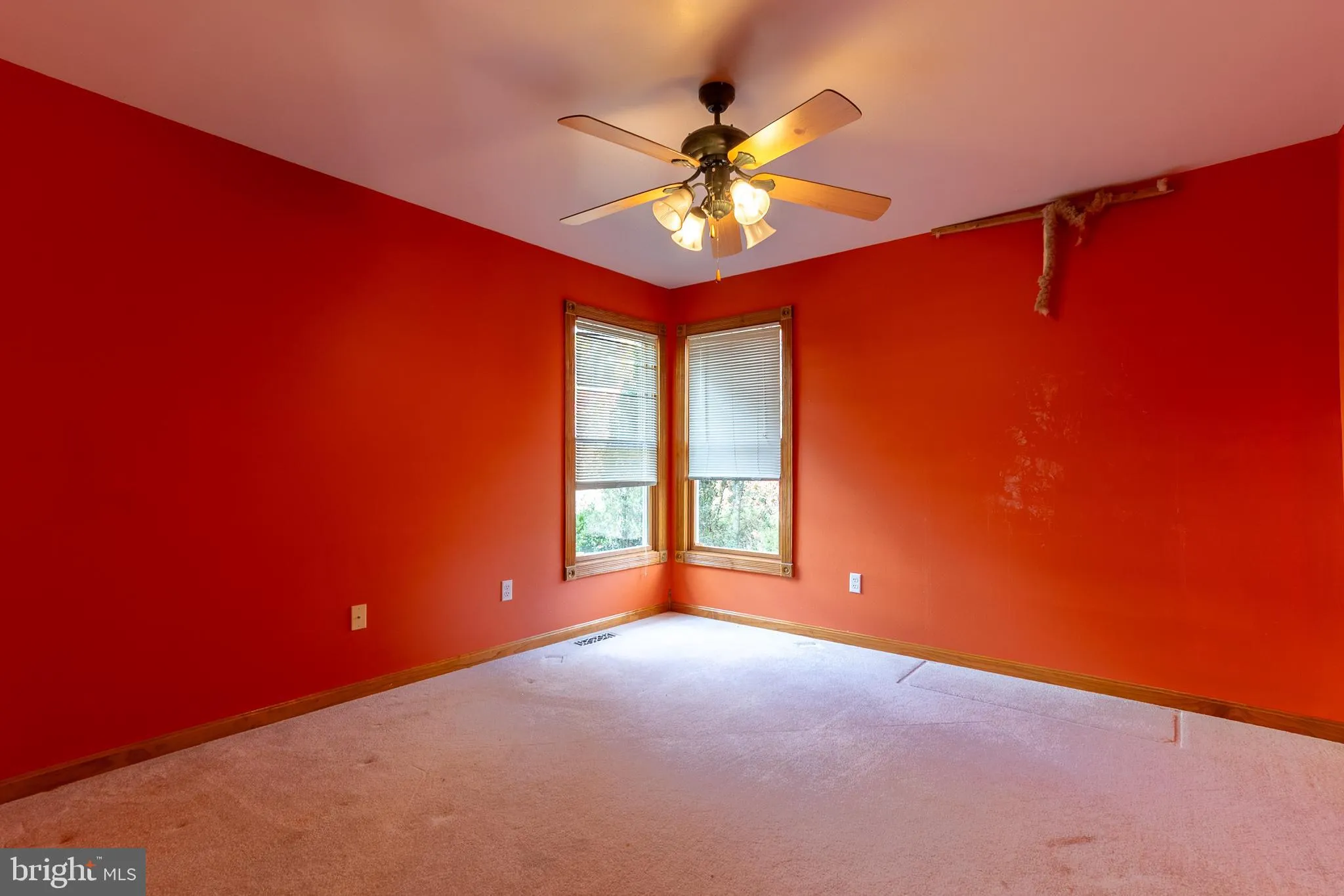 Hedgesville, West Virginia 25427, United States, 3 Bedrooms Bedrooms, ,2 BathroomsBathrooms,Residential,Coming Soon,233408