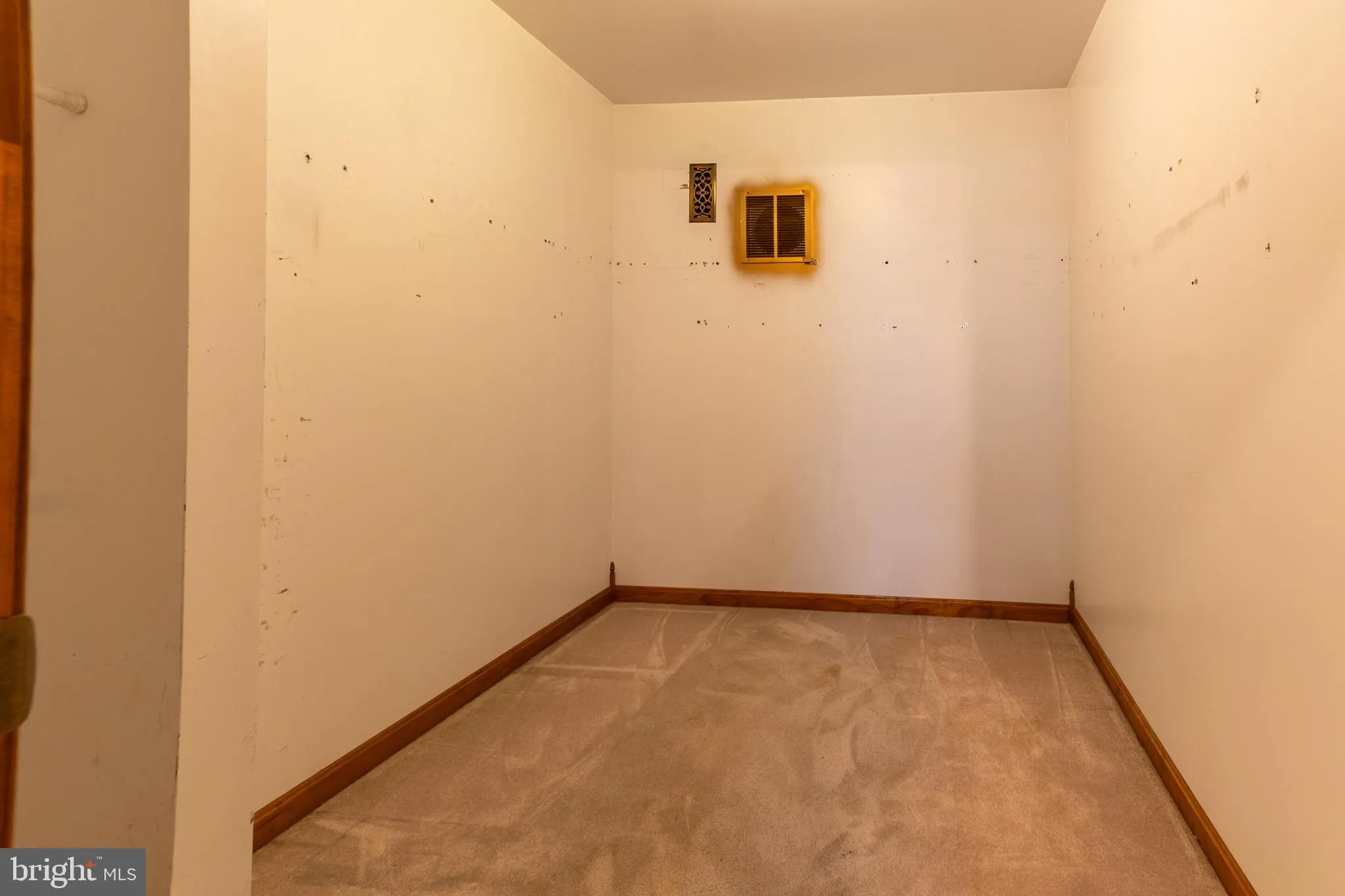 Hedgesville, West Virginia 25427, United States, 3 Bedrooms Bedrooms, ,2 BathroomsBathrooms,Residential,Coming Soon,233408