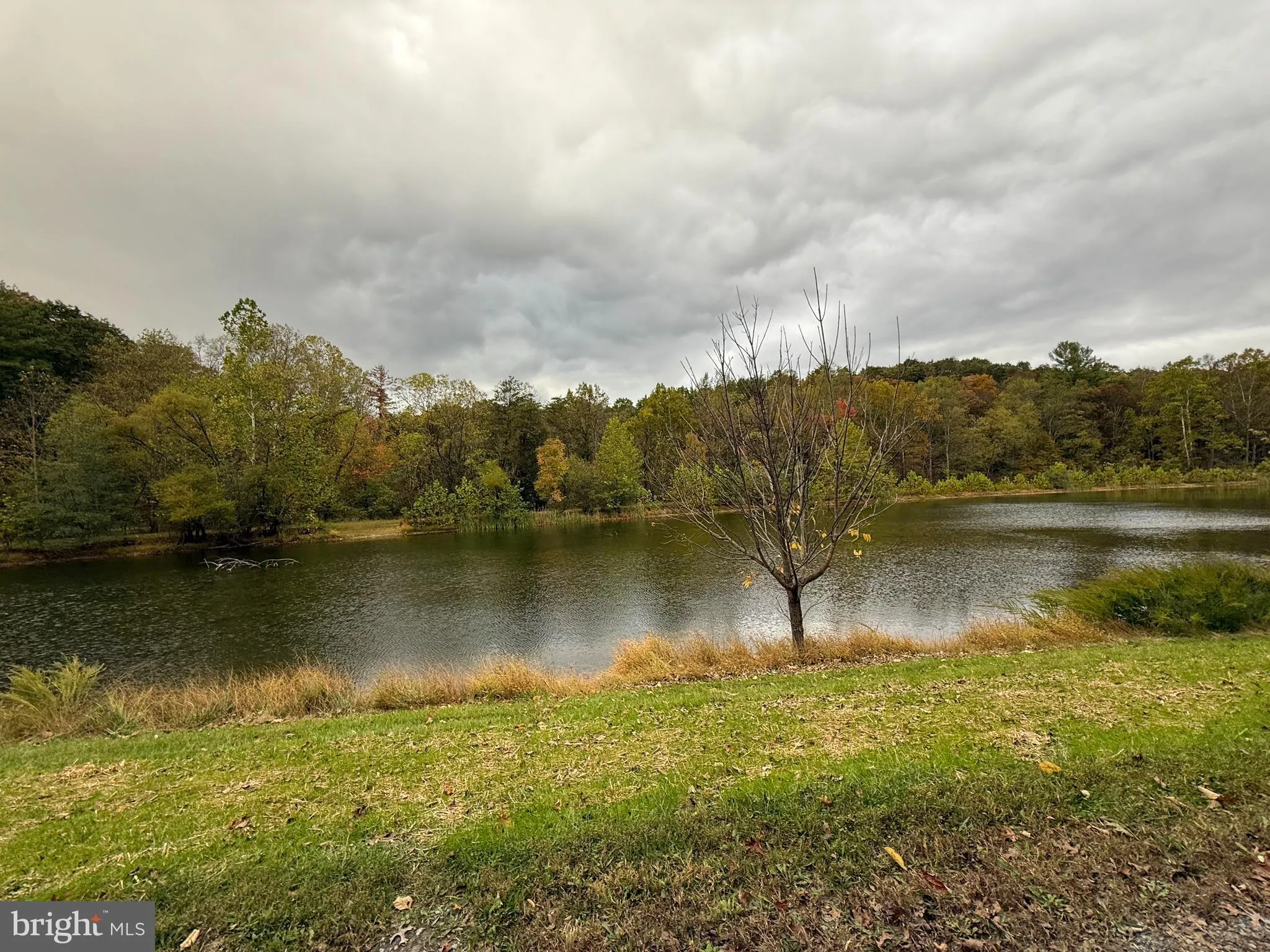 Hedgesville, West Virginia 25427, United States, 3 Bedrooms Bedrooms, ,2 BathroomsBathrooms,Residential,Coming Soon,233408