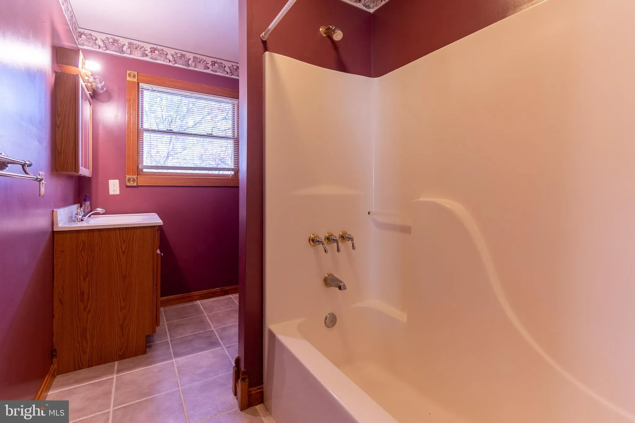 Hedgesville, West Virginia 25427, United States, 3 Bedrooms Bedrooms, ,2 BathroomsBathrooms,Residential,Coming Soon,233408