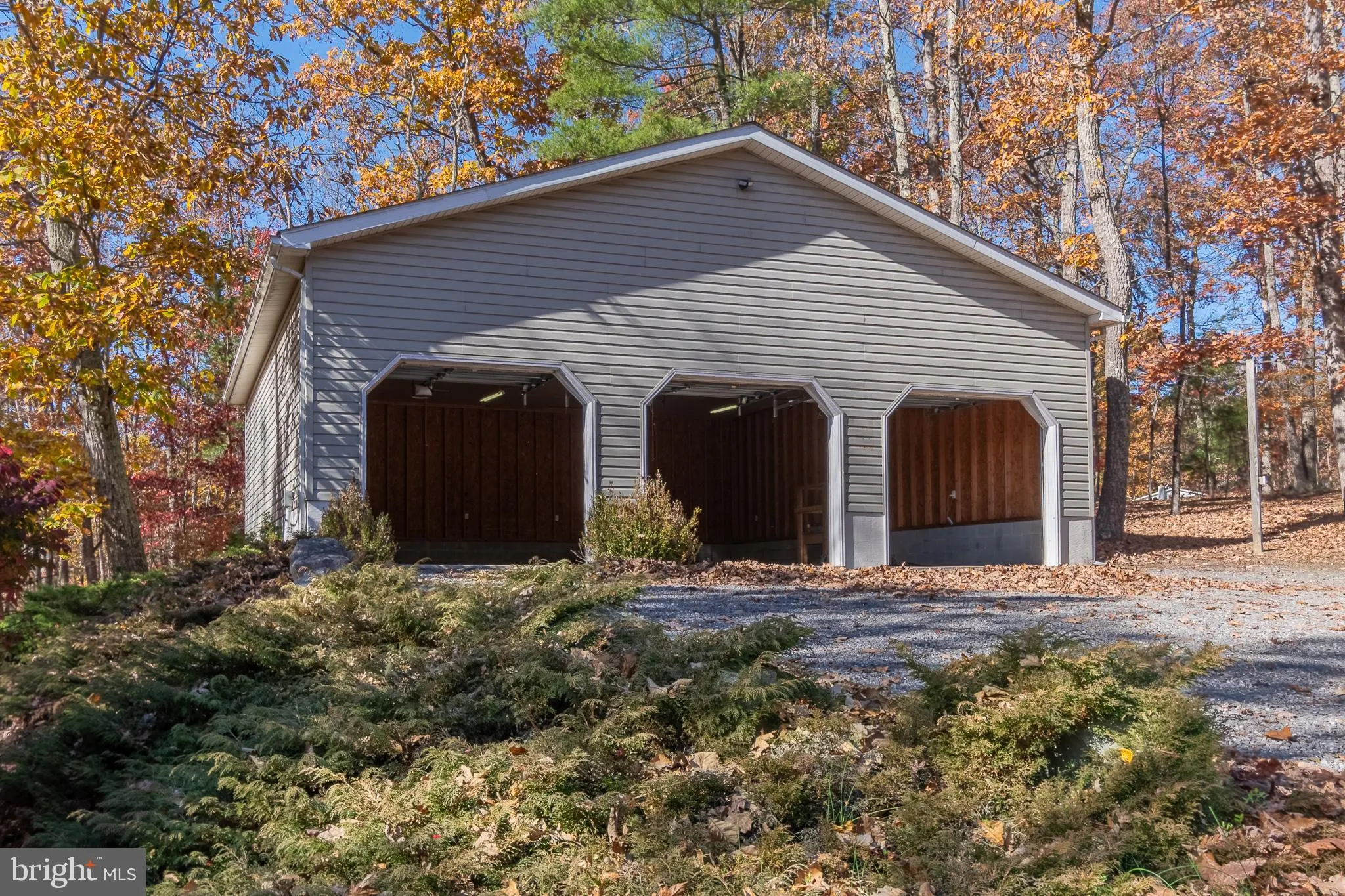 Hedgesville, West Virginia 25427, United States, 3 Bedrooms Bedrooms, ,2 BathroomsBathrooms,Residential,Coming Soon,233408