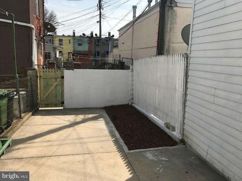 HIGHLANDTOWN - Residential