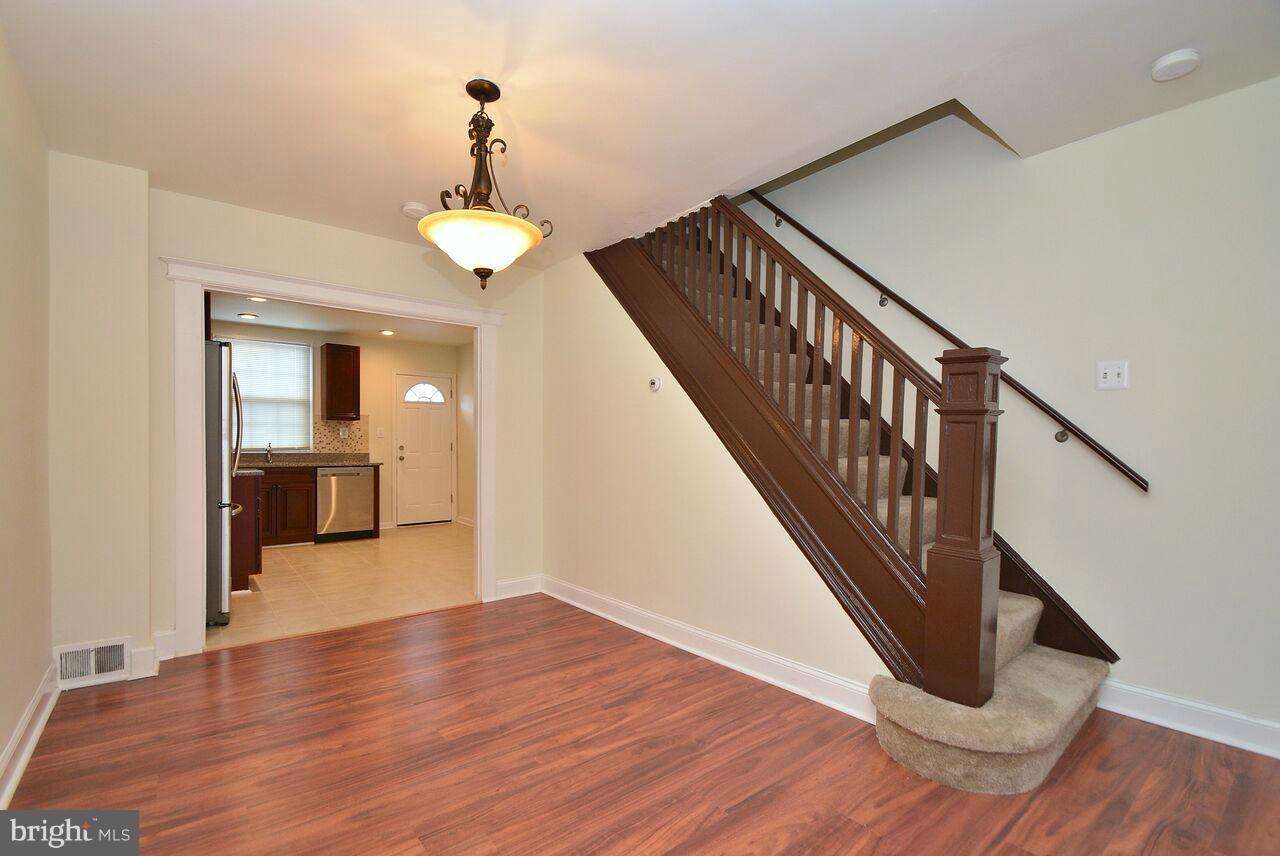 HIGHLANDTOWN - Residential