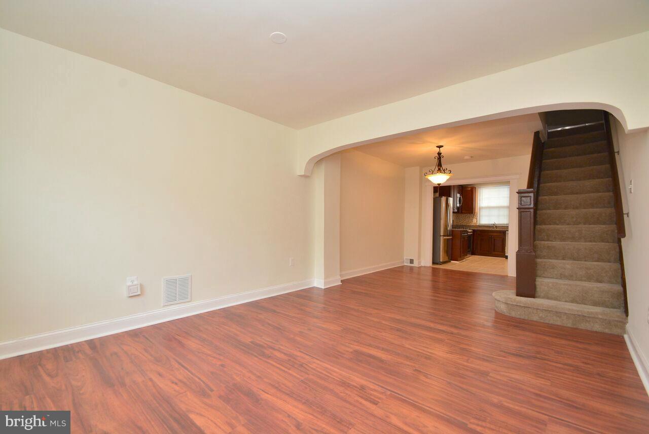 HIGHLANDTOWN - Residential