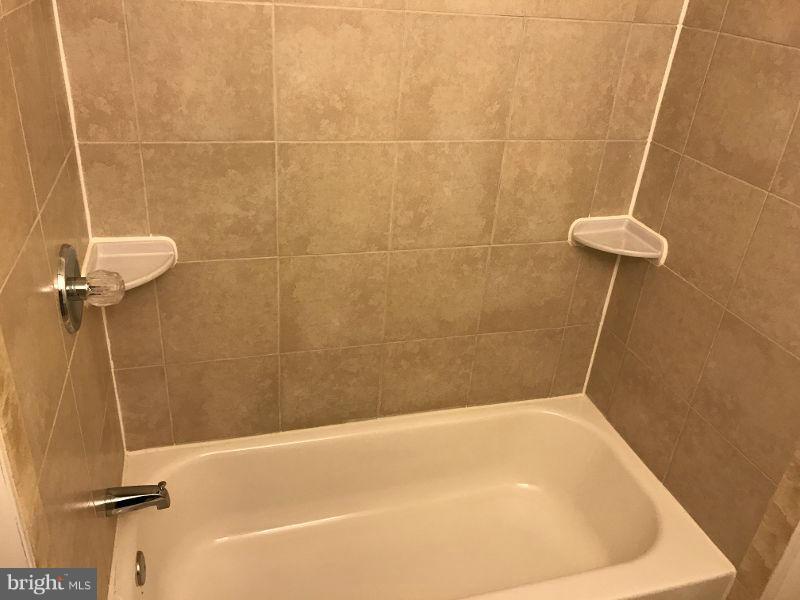 HIGHLANDTOWN - Residential