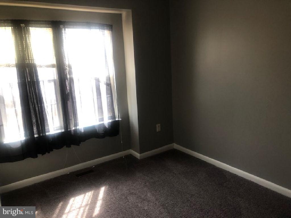 CONSTANT FRIENDSHIP - Residential Lease