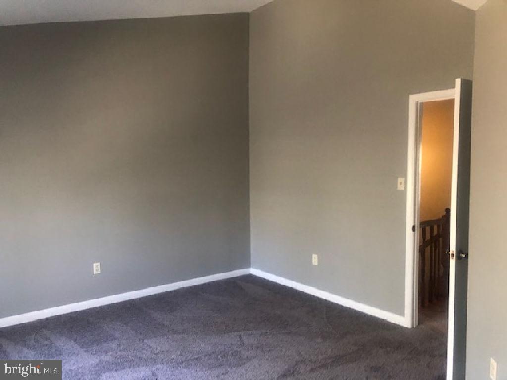 CONSTANT FRIENDSHIP - Residential Lease