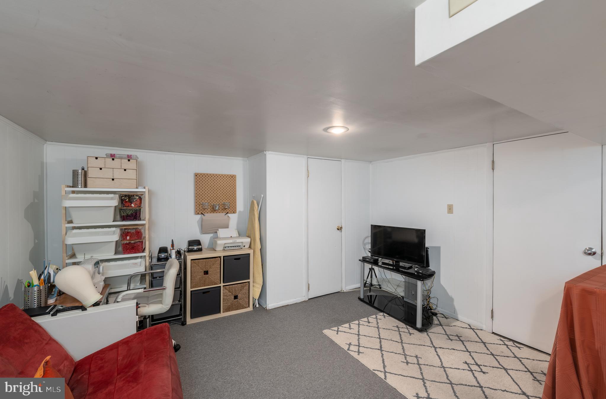 PARKVIEW COURT - Residential