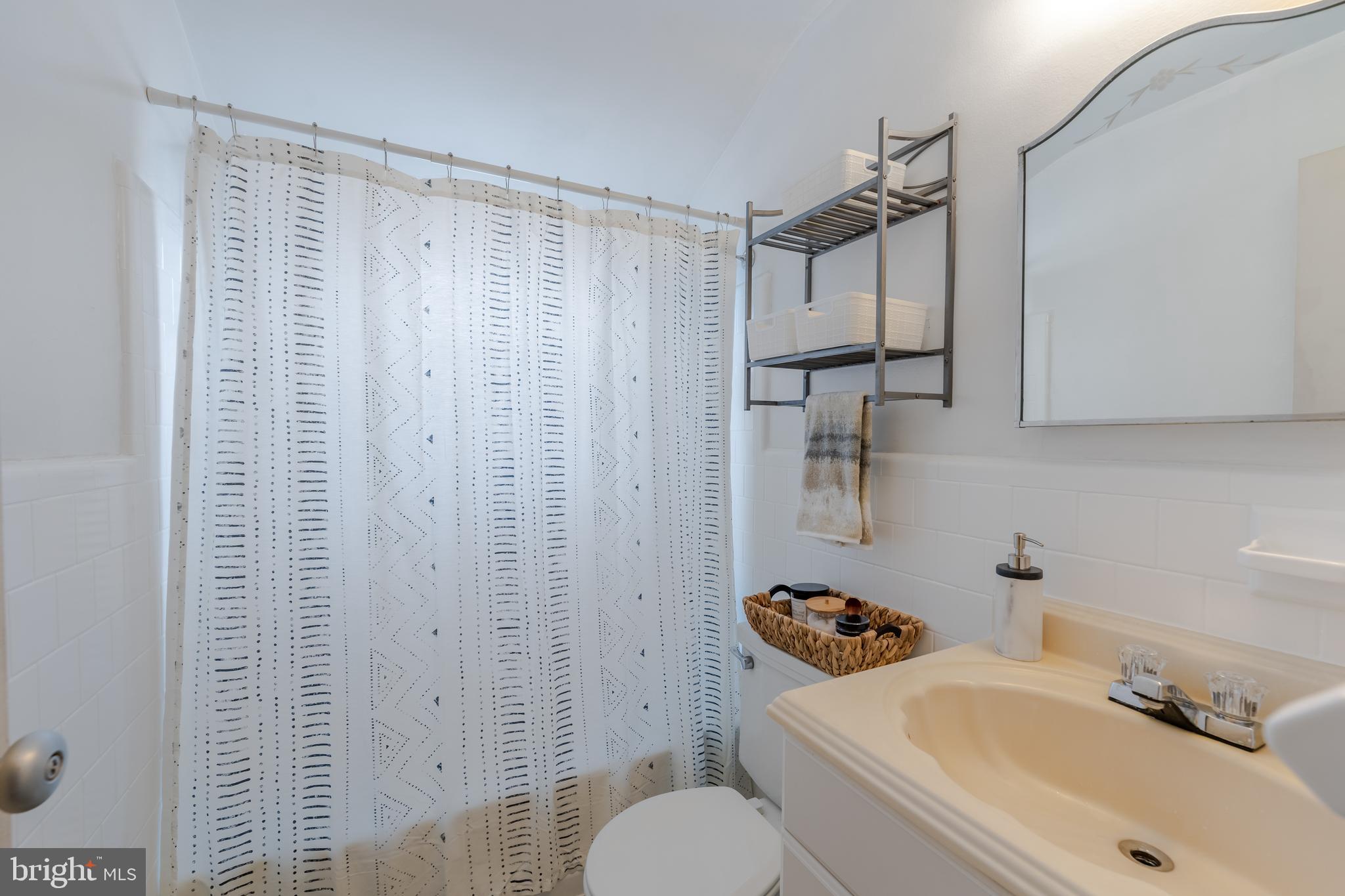 PARKVIEW COURT - Residential