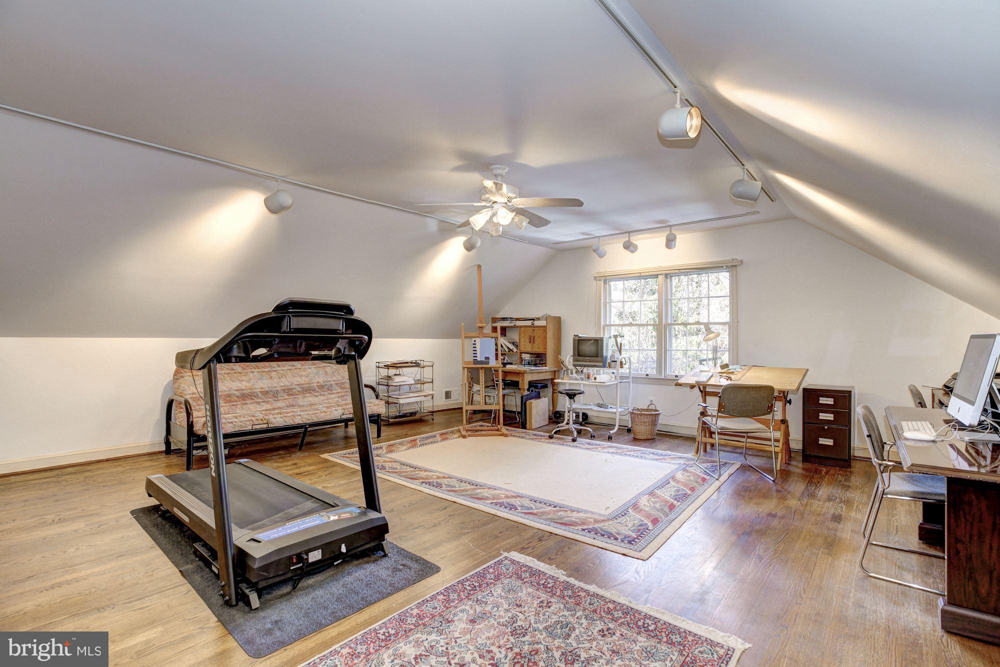 EDGEMOOR - Residential