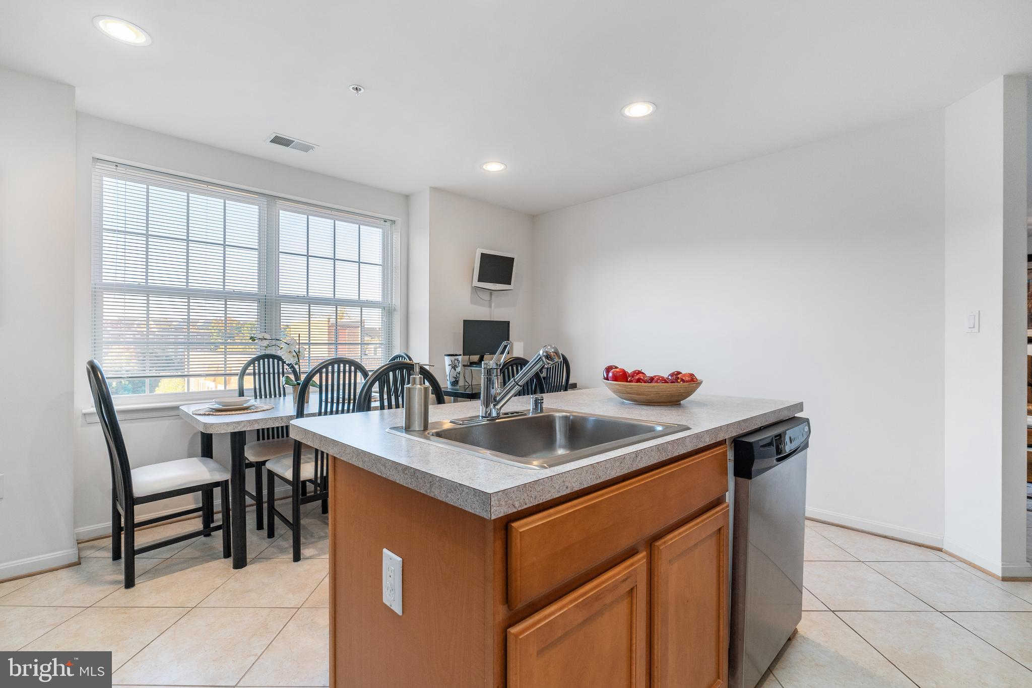 CONDOS AT THE RIDGE - Residential