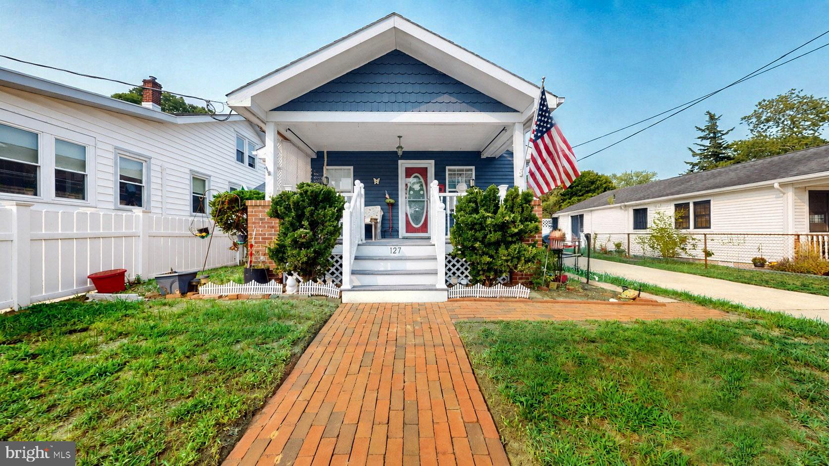 127 W PIERSON AVENUE