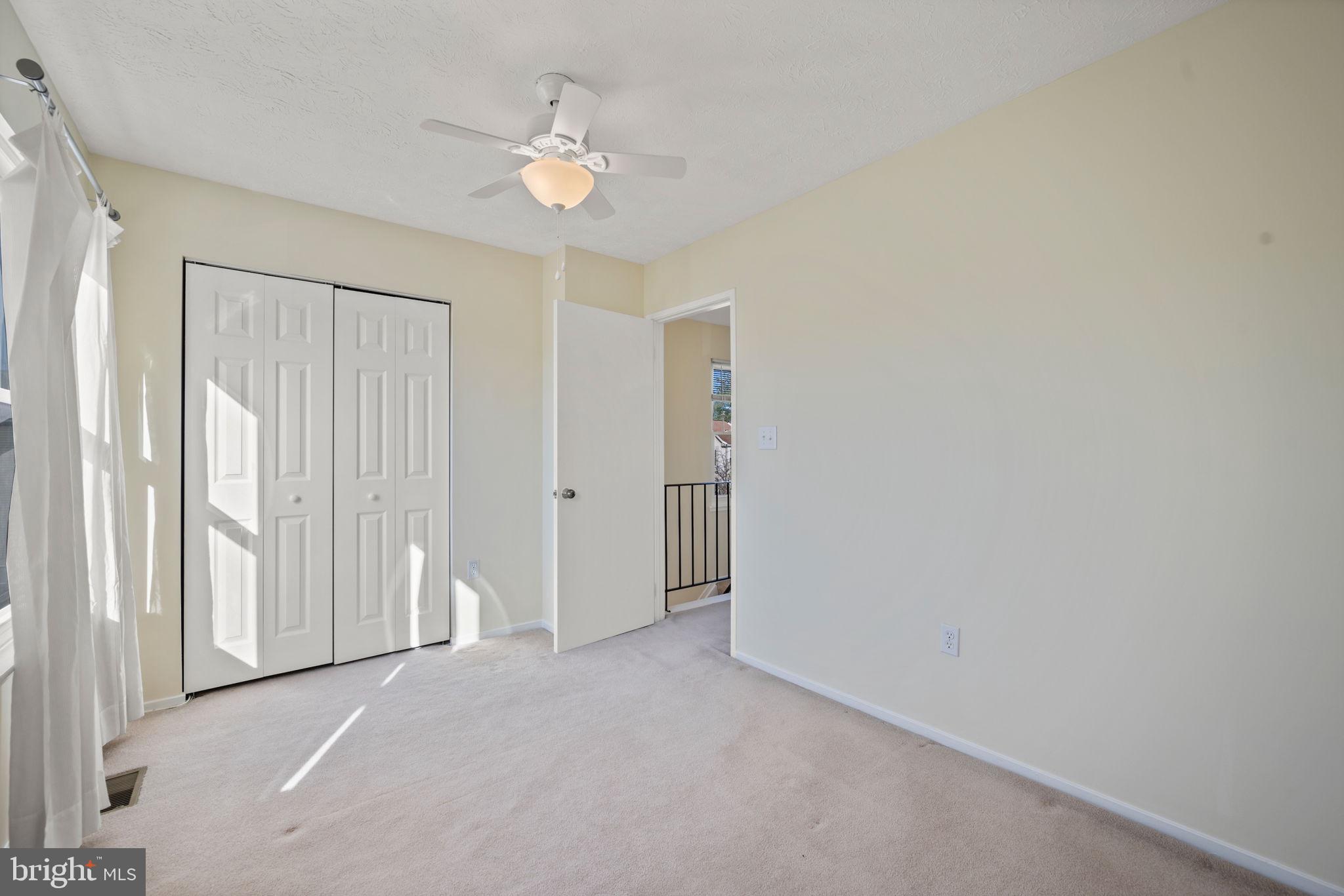 VALLEY STREAM ESTATES - Residential