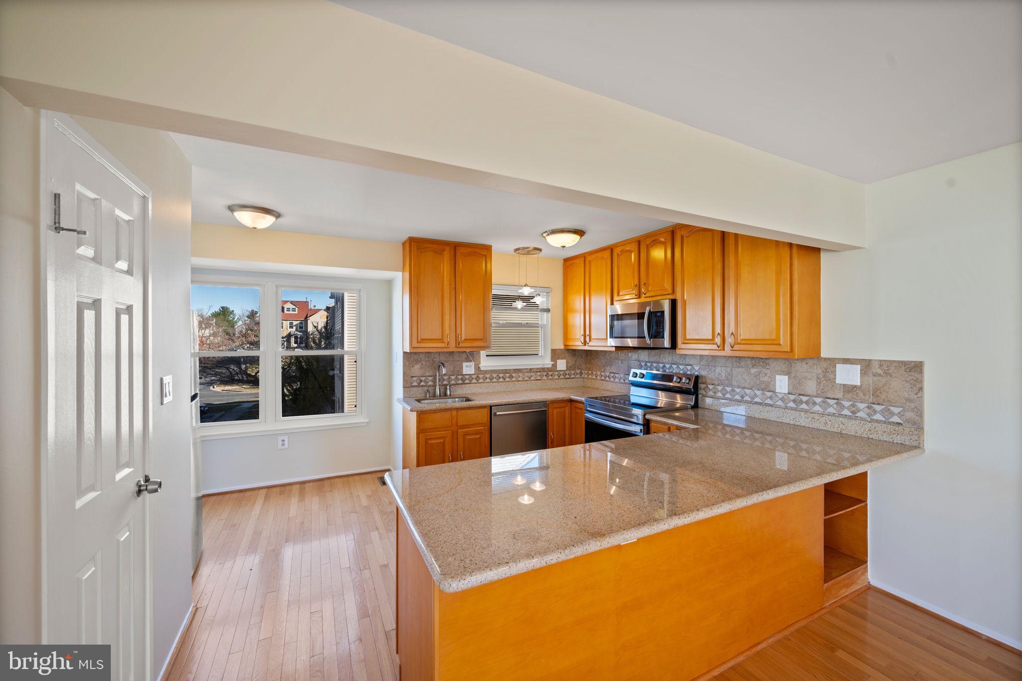 VALLEY STREAM ESTATES - Residential