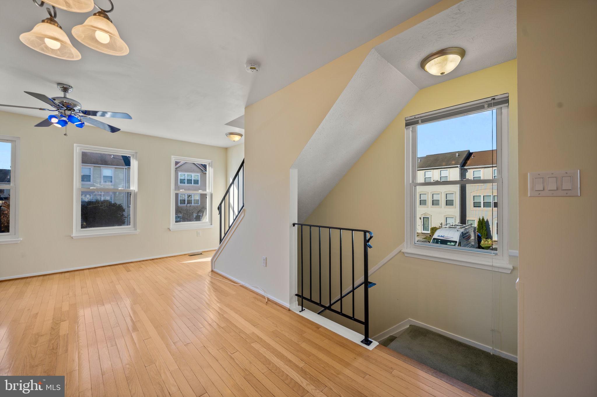 VALLEY STREAM ESTATES - Residential