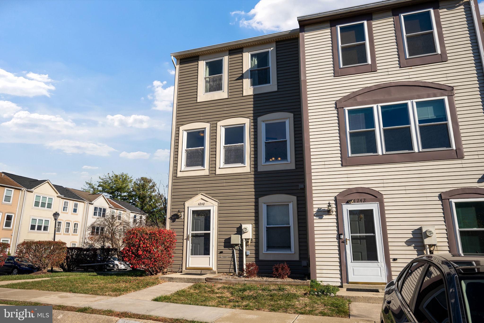 VALLEY STREAM ESTATES - Residential