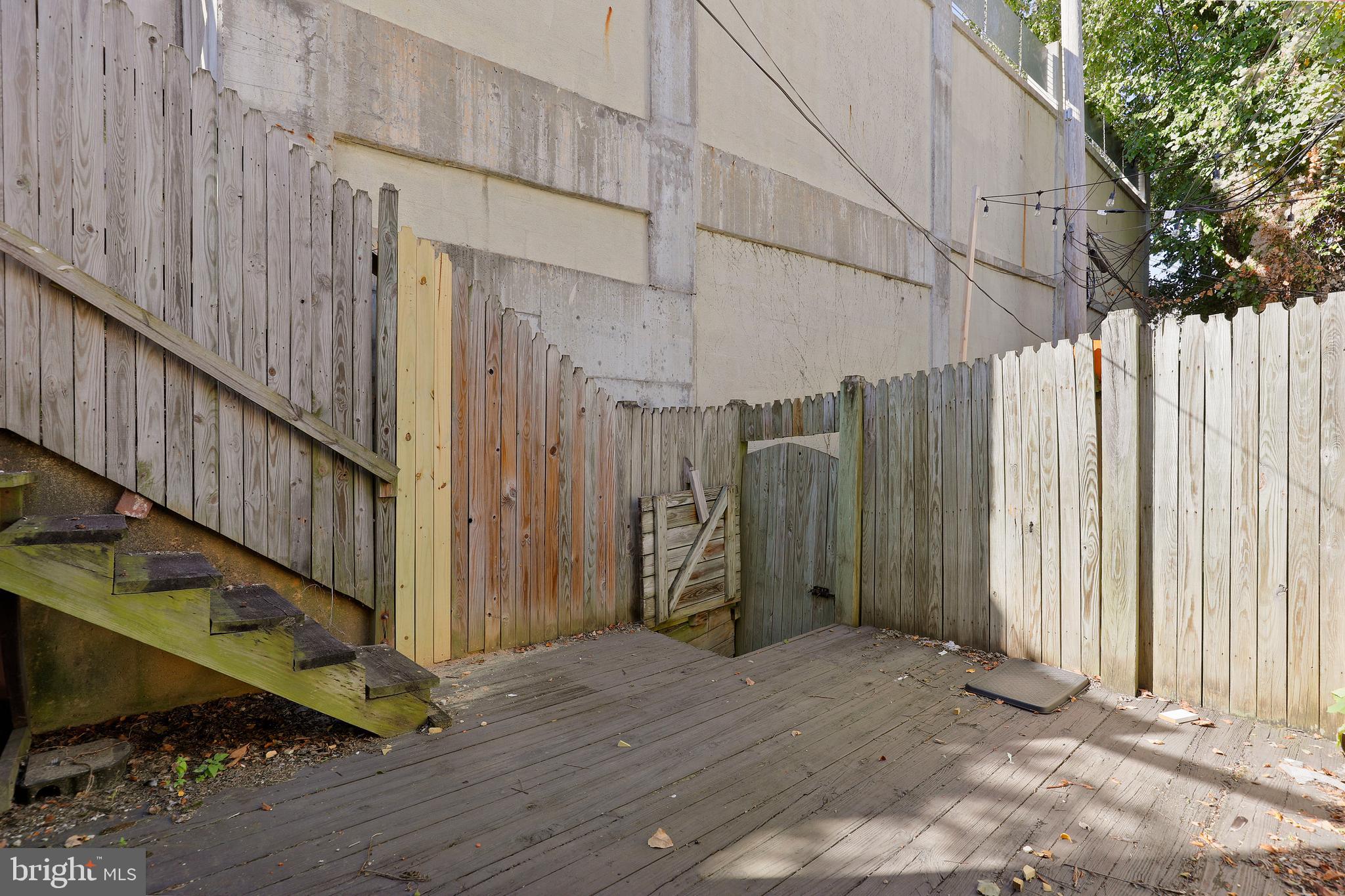 FEDERAL HILL HISTORIC DISTRICT - Residential Lease