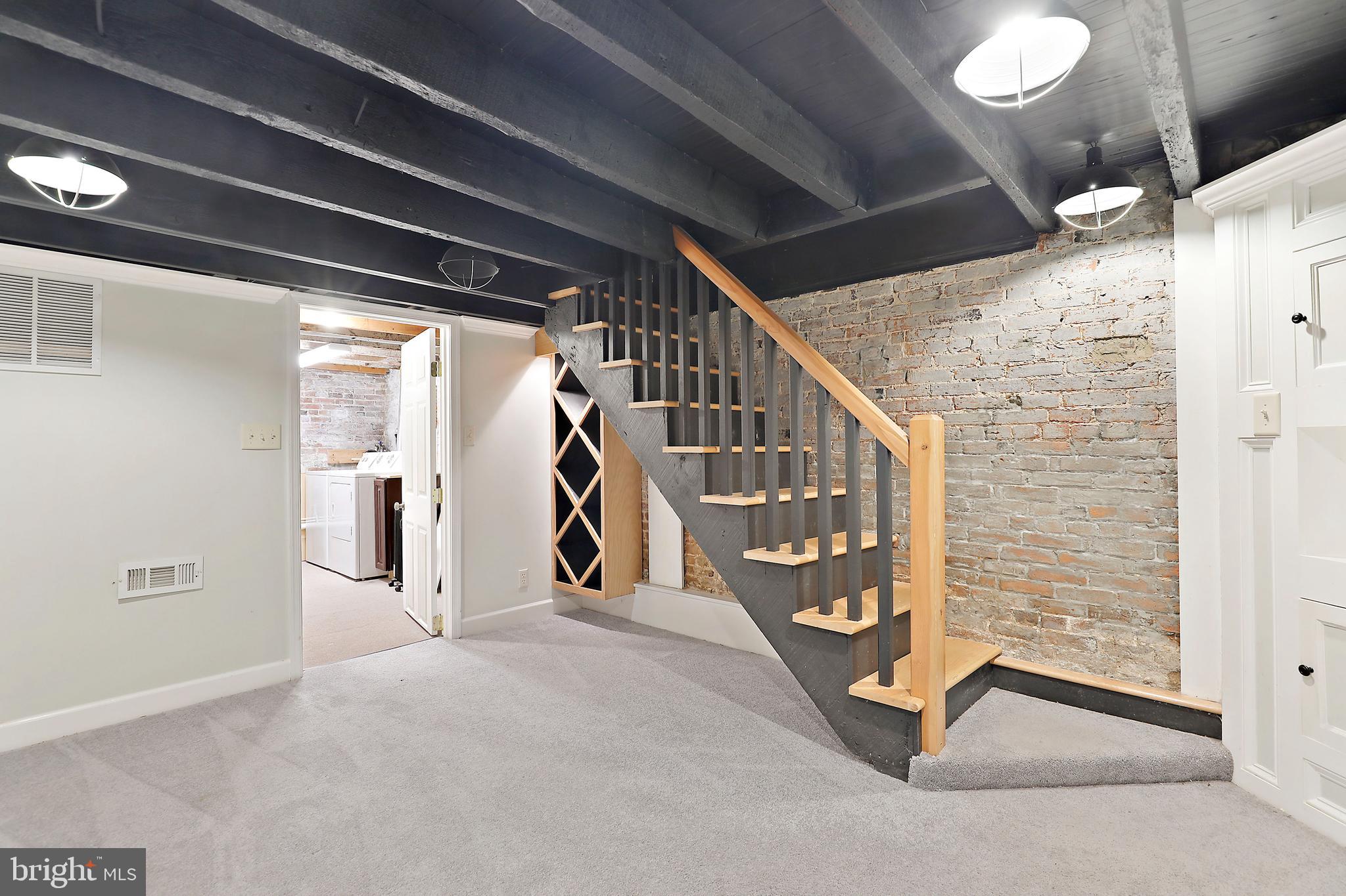 FEDERAL HILL HISTORIC DISTRICT - Residential Lease