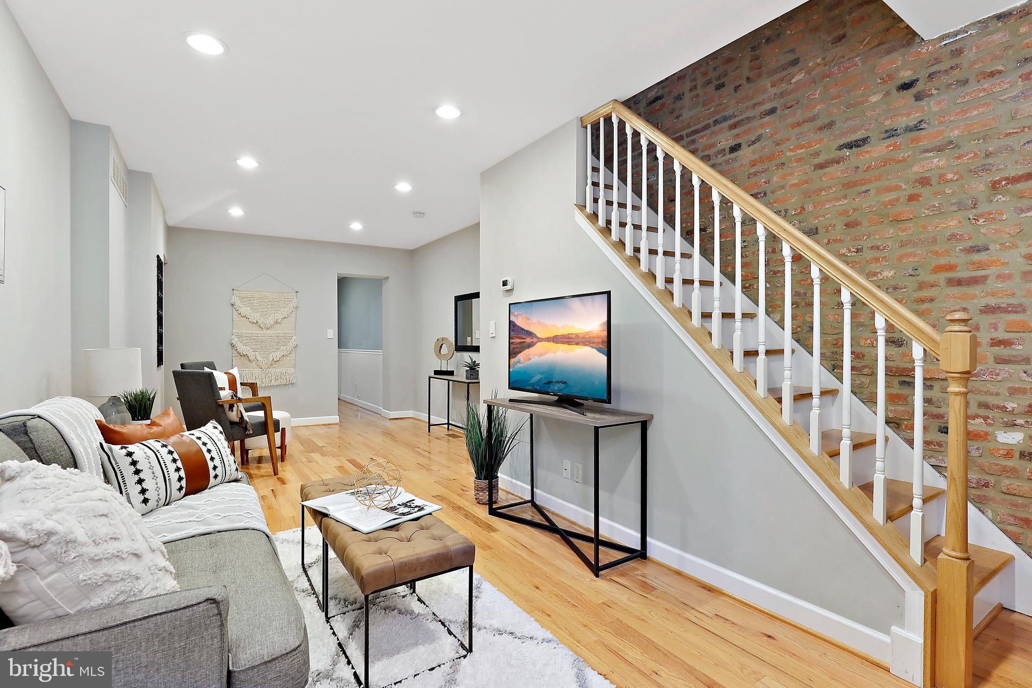 FEDERAL HILL HISTORIC DISTRICT - Residential Lease