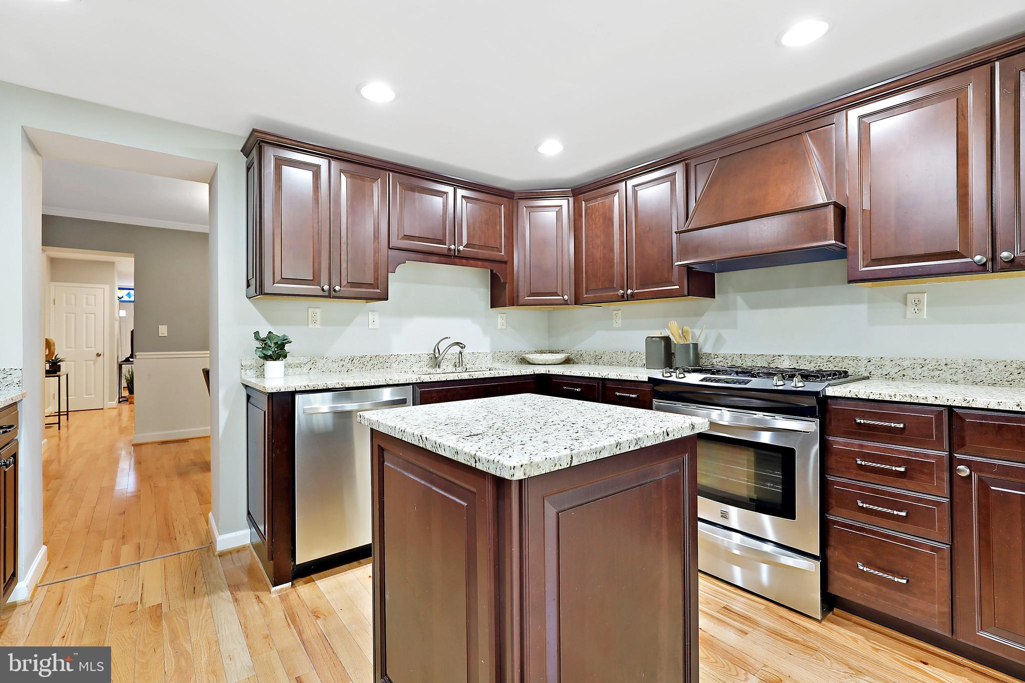 FEDERAL HILL HISTORIC DISTRICT - Residential Lease