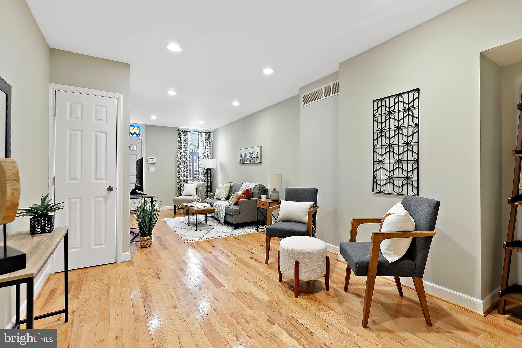 FEDERAL HILL HISTORIC DISTRICT - Residential Lease