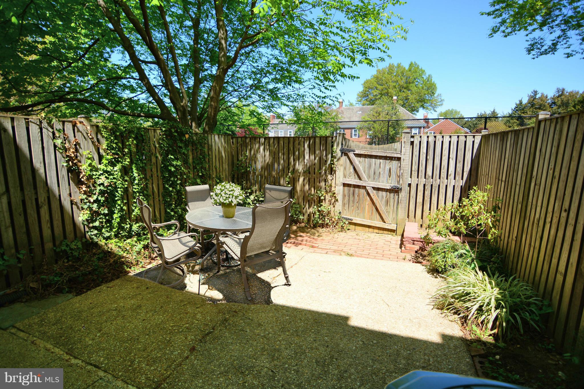 FAIRLINGTON - Residential