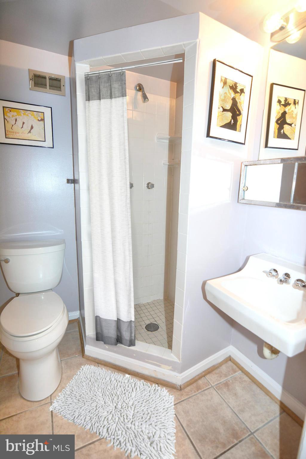 FAIRLINGTON - Residential