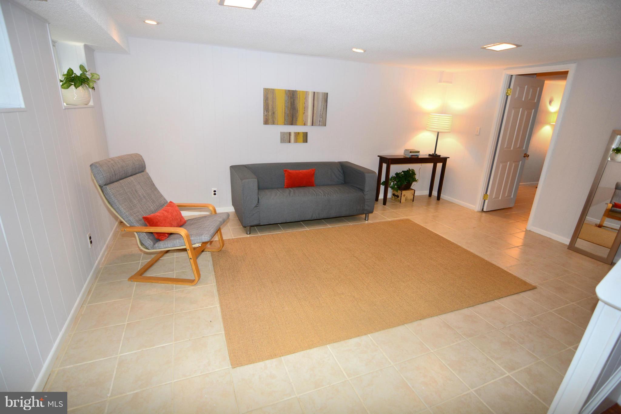 FAIRLINGTON - Residential