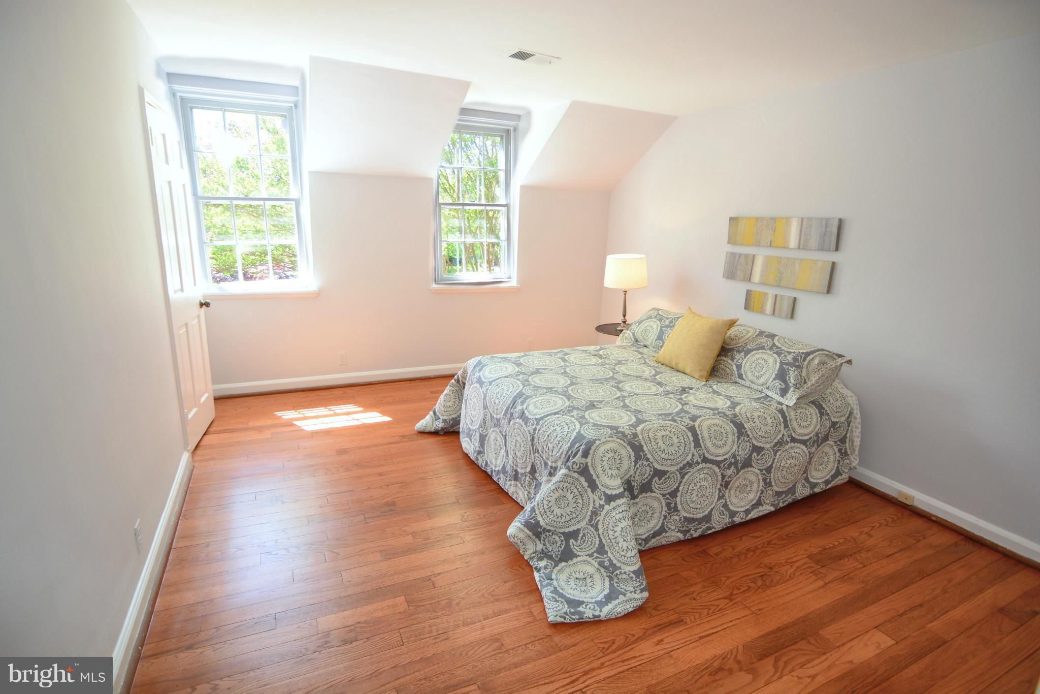 FAIRLINGTON - Residential