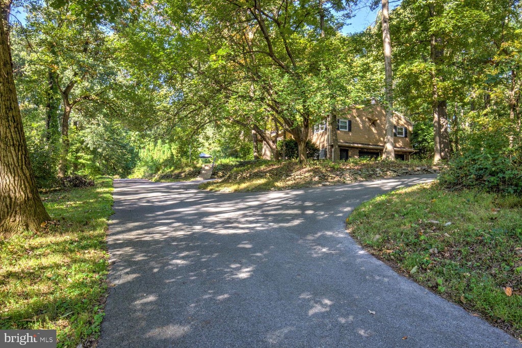 Photo of 112 Angela Drive, NEW HOLLAND, PA 17557 (MLS # PALA2096850)