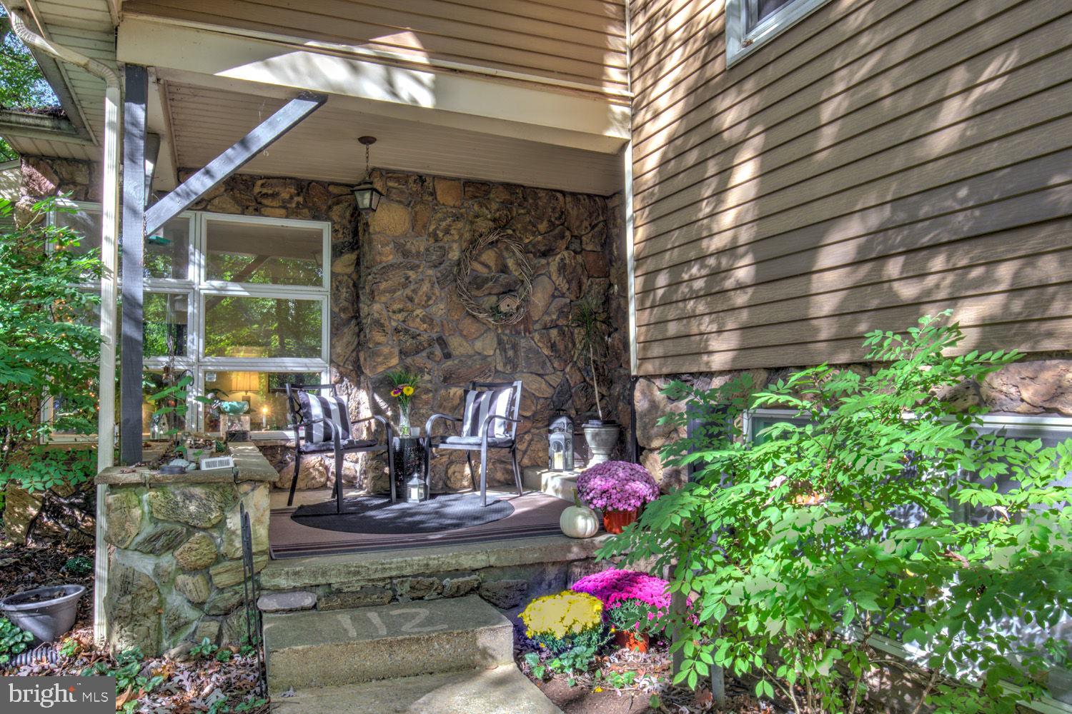 112 ANGELA DRIVE