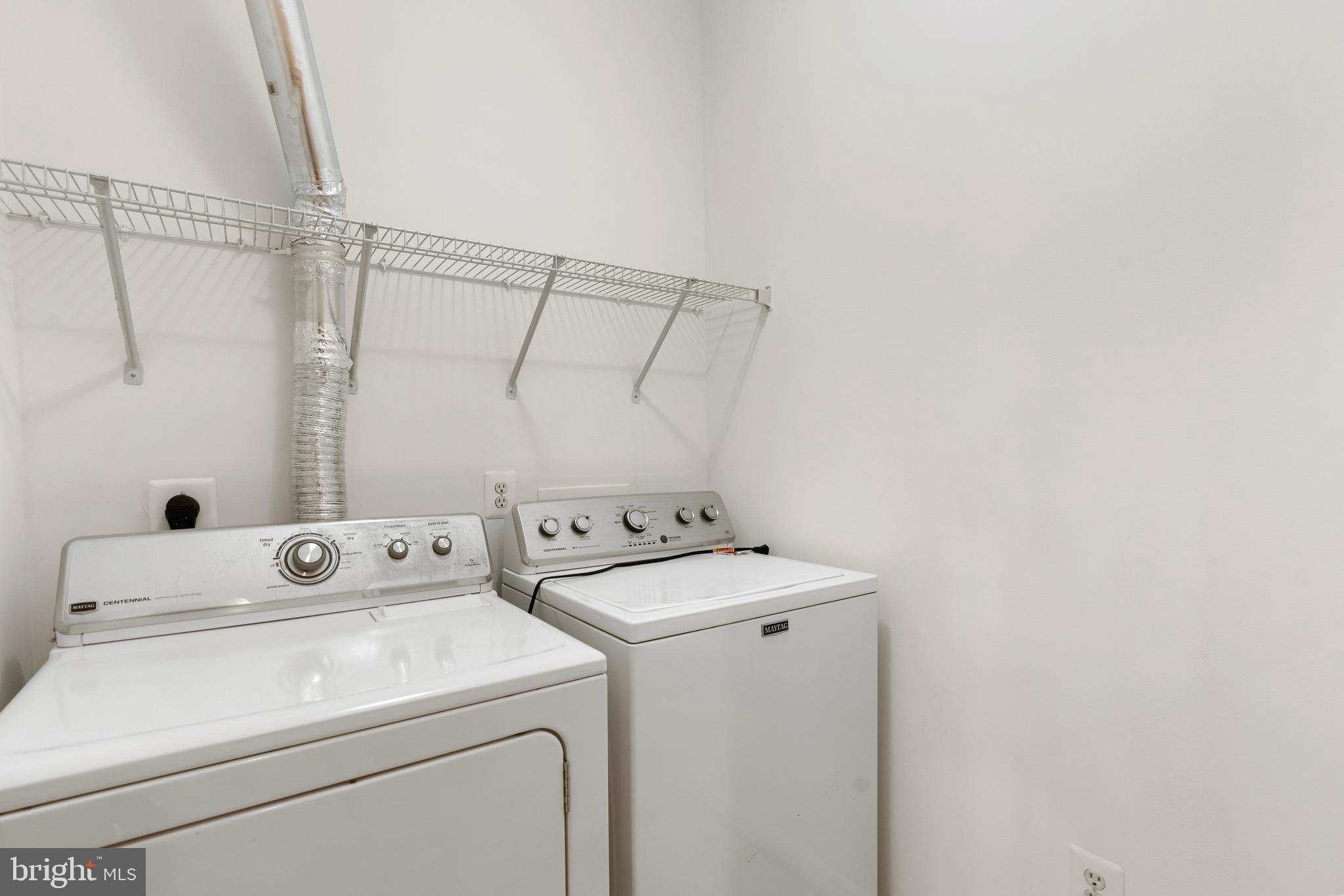 NORTHLAKE - Residential Lease