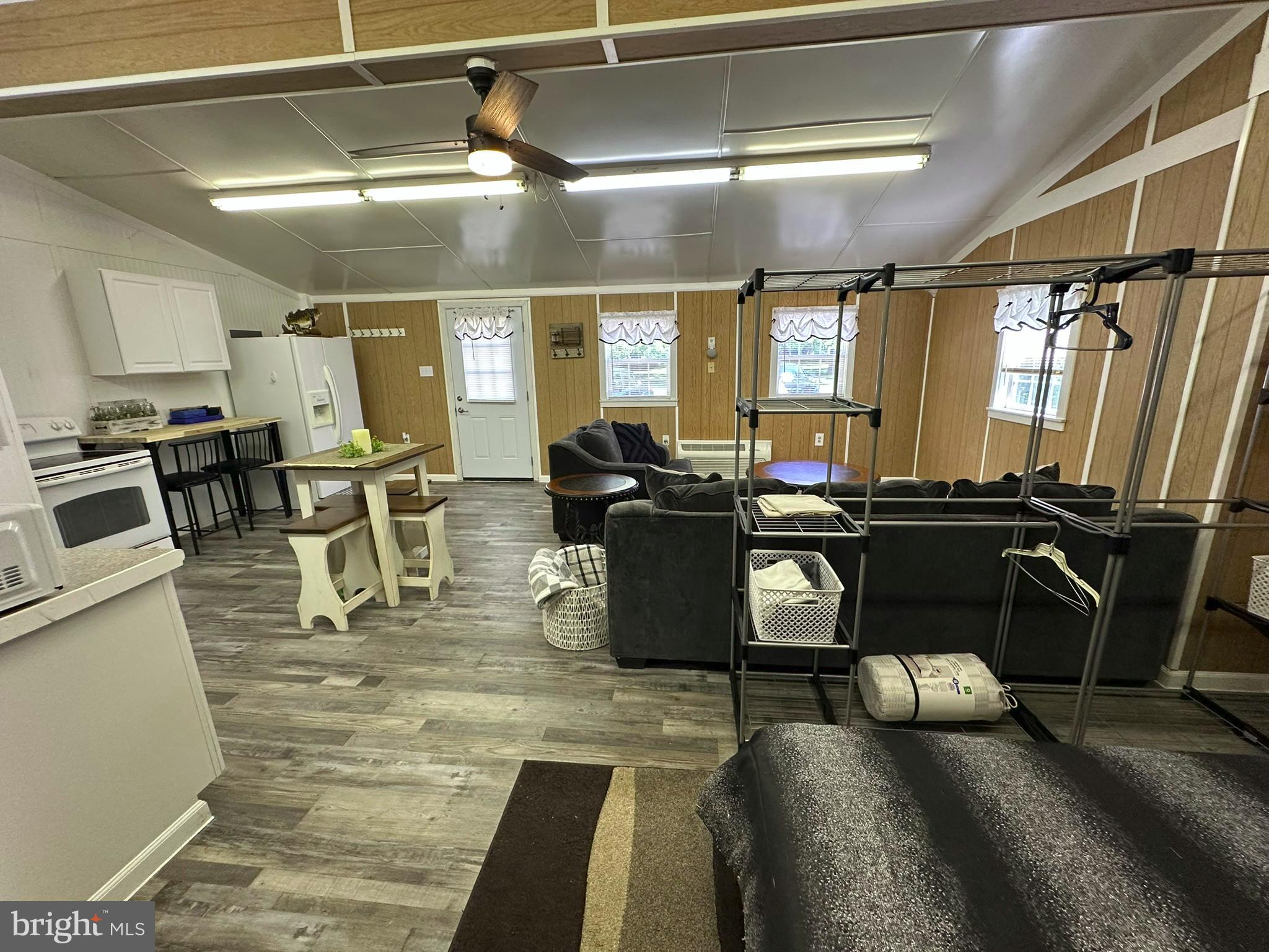 SNAKE SPRING TWP - Residential